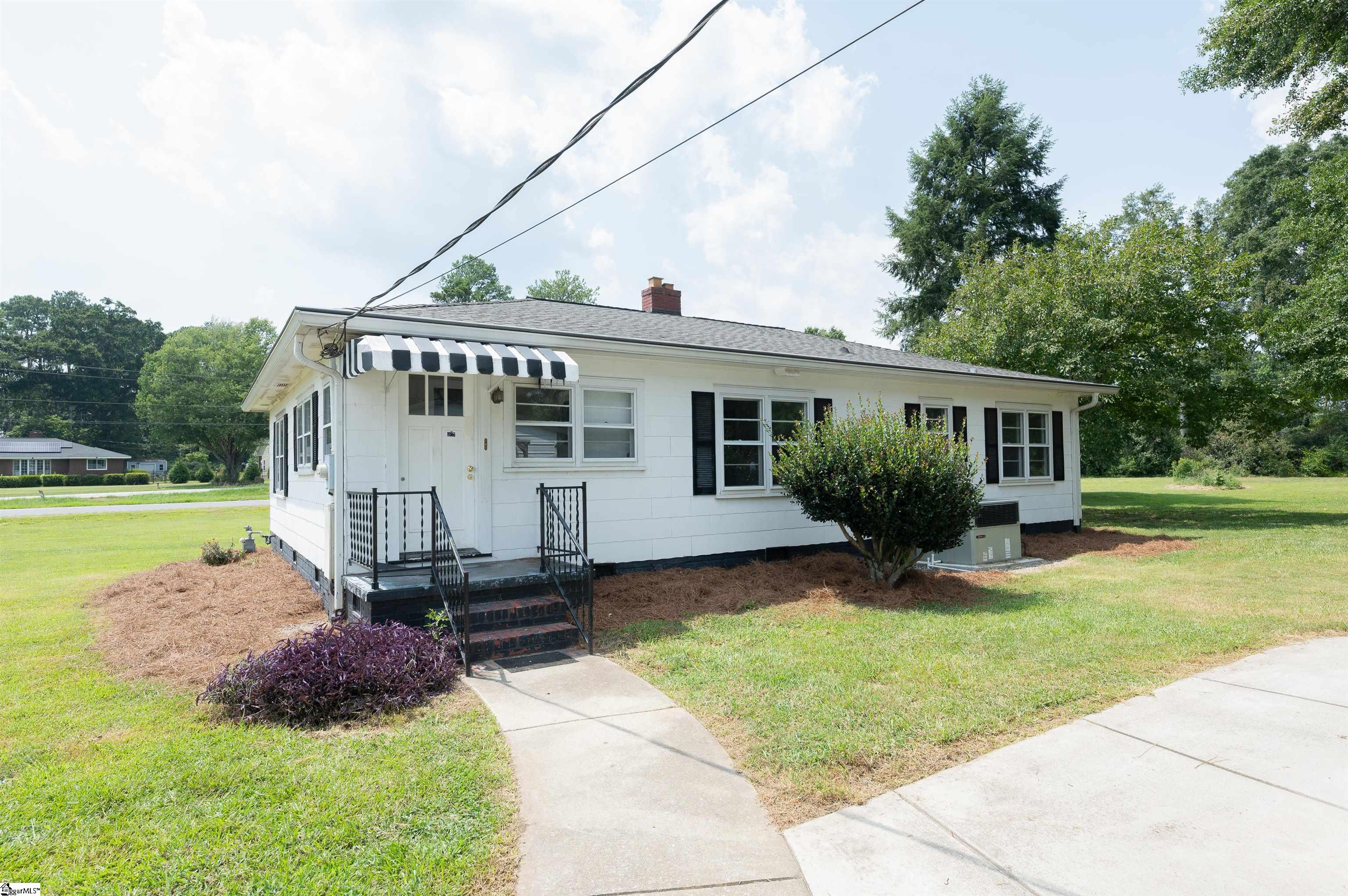 615 Belton Highway Property Photo 8