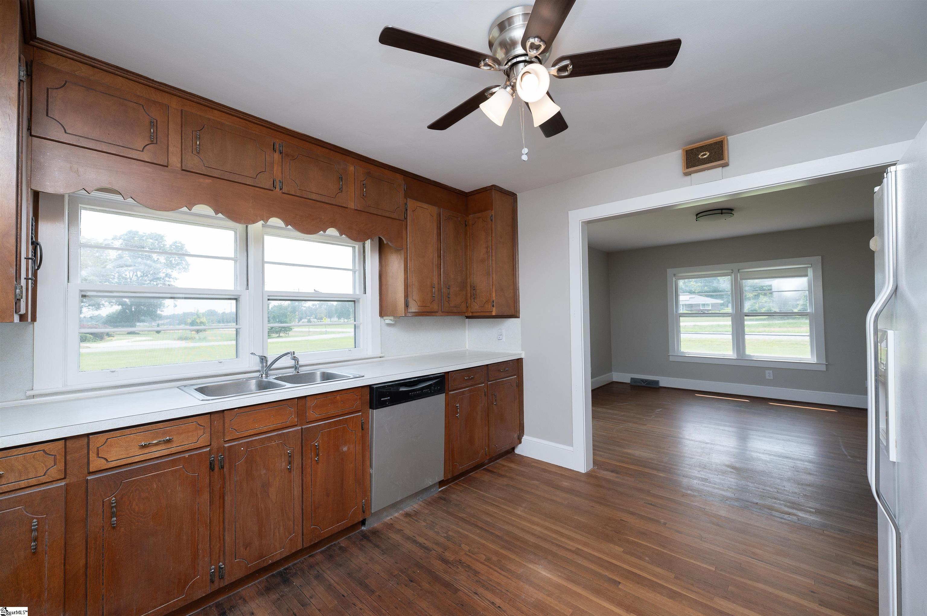 615 Belton Highway Property Photo 17