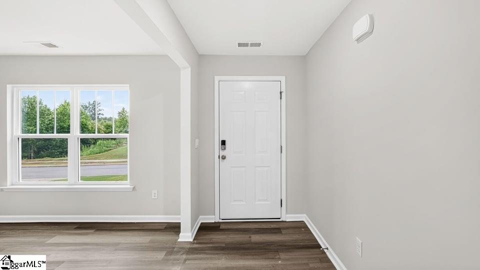 2142 Pierett Circle Property Photo 5