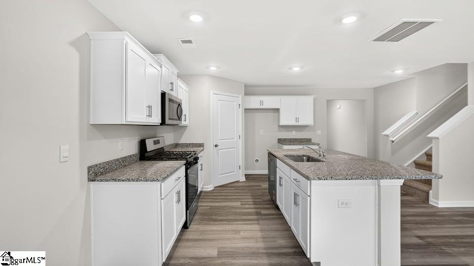 2142 Pierett Circle Property Photo 13