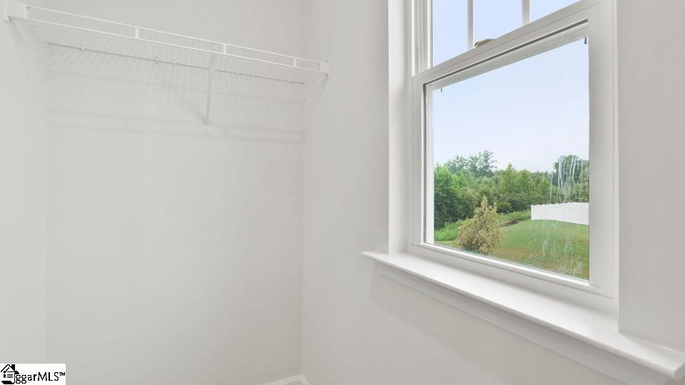 2142 Pierett Circle Property Photo 34