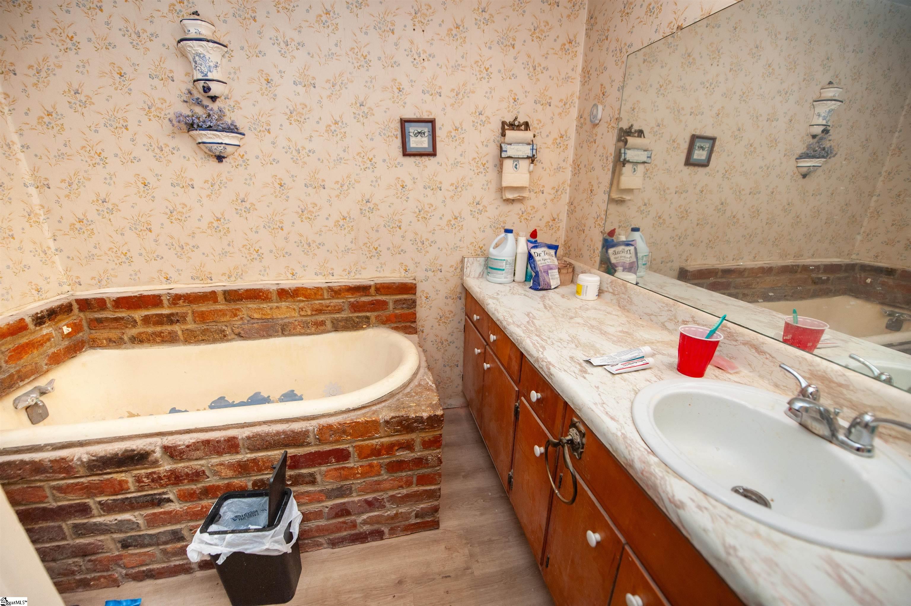 130 Brim Court Property Photo 4