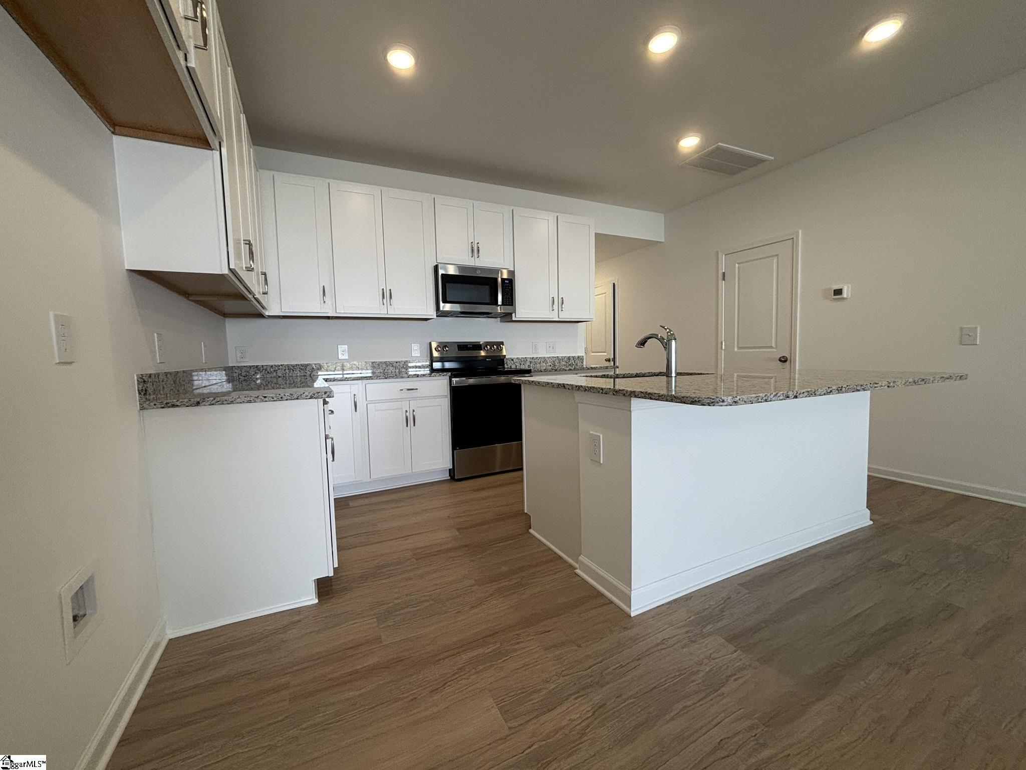 110 Brayden Run Property Photo 3