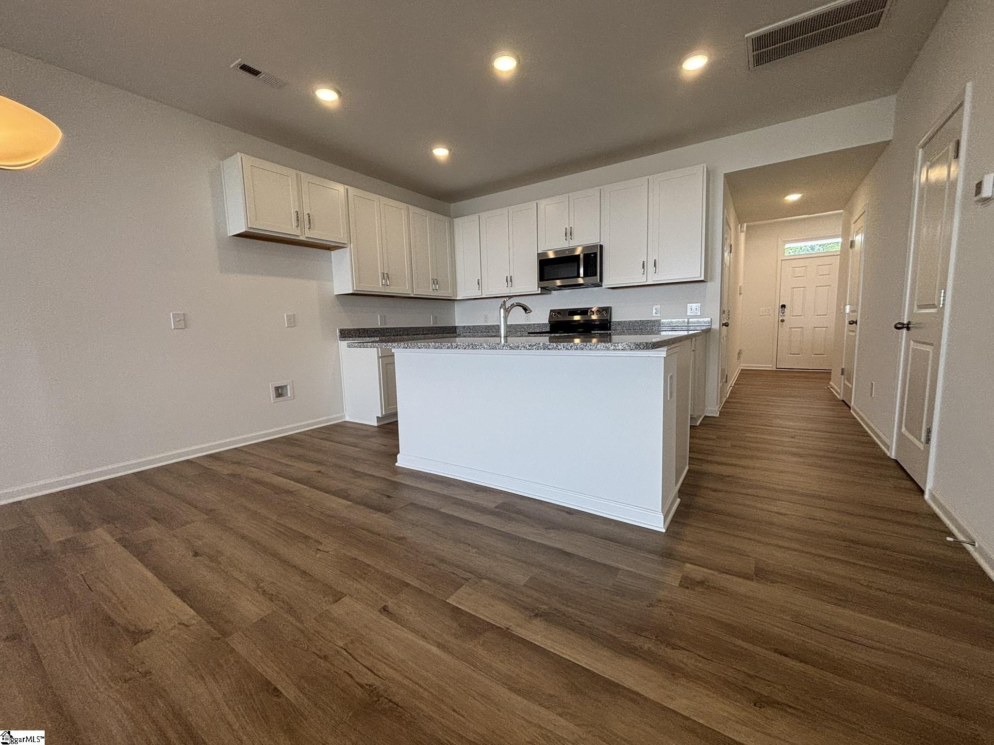 112 Brayden Run Property Photo 2