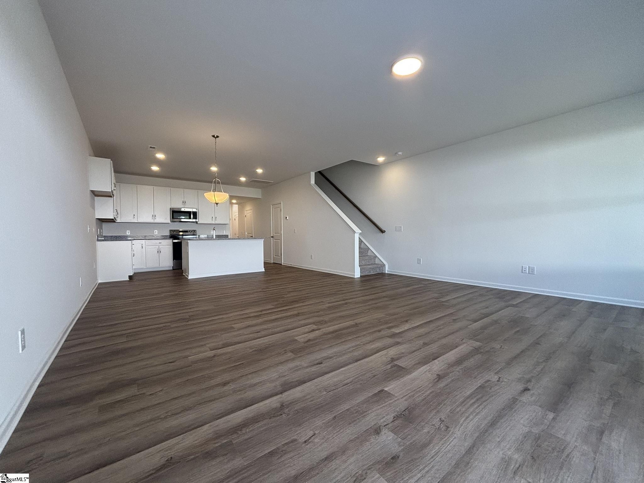 112 Brayden Run Property Photo 4