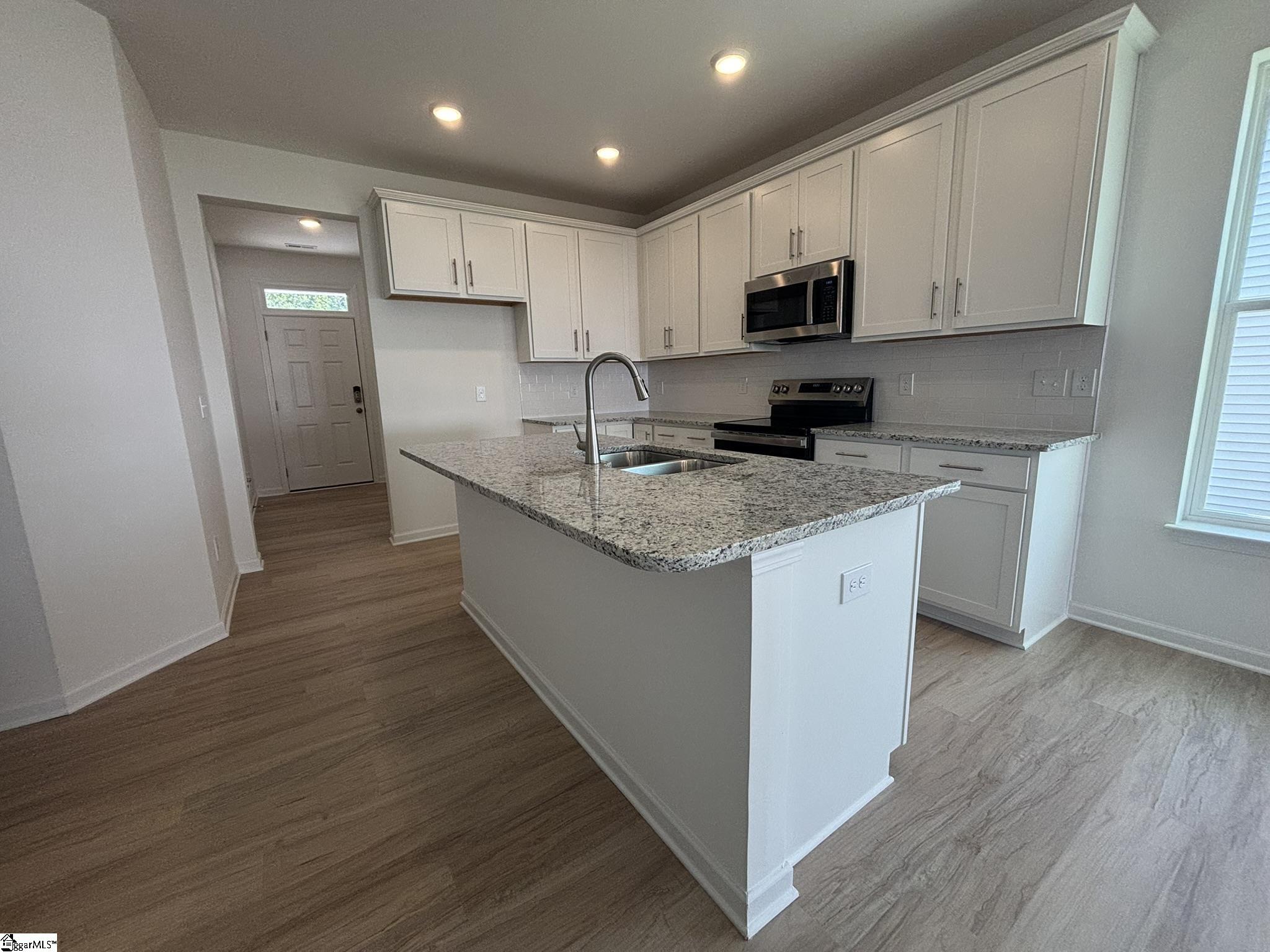 114 Brayden Run Property Photo 3