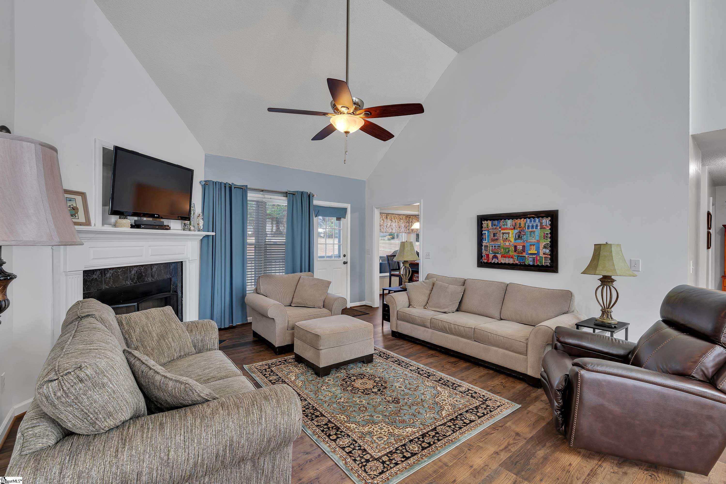 4 Brooke Lee Circle Property Photo 6