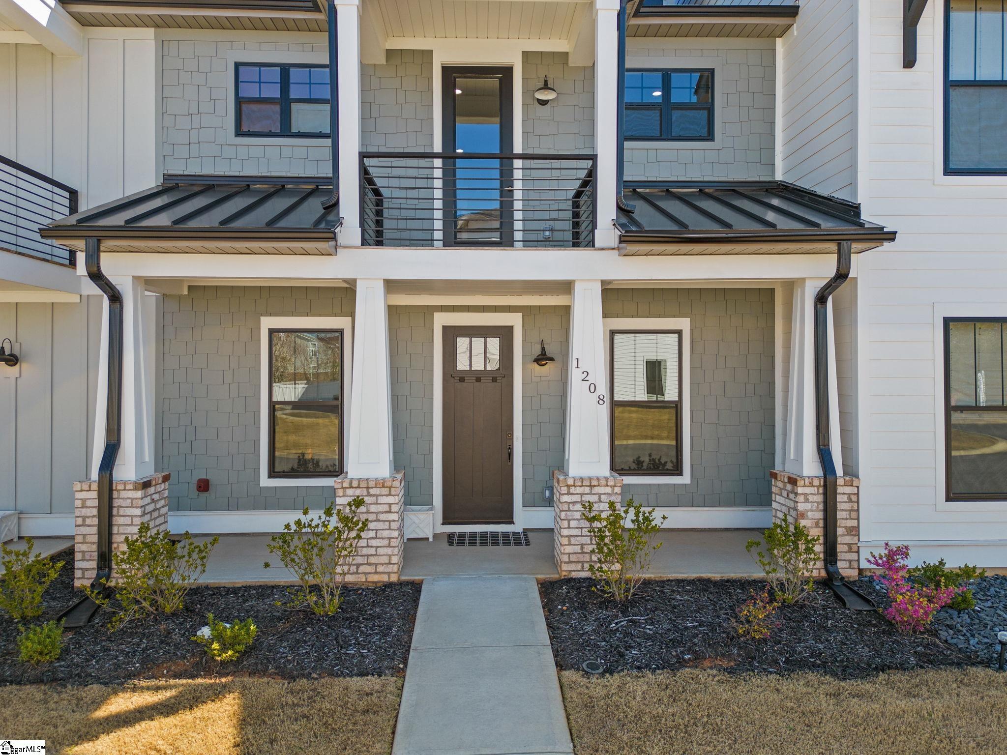 1208 N Pinot Road Property Photo 2