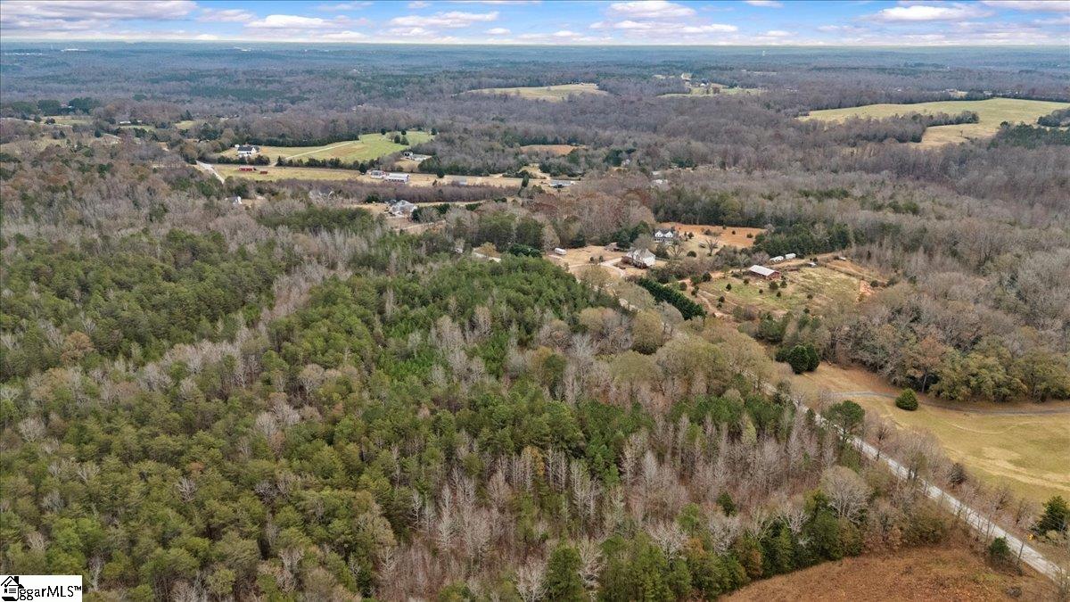 2016 Highway 417 Property Photo 7