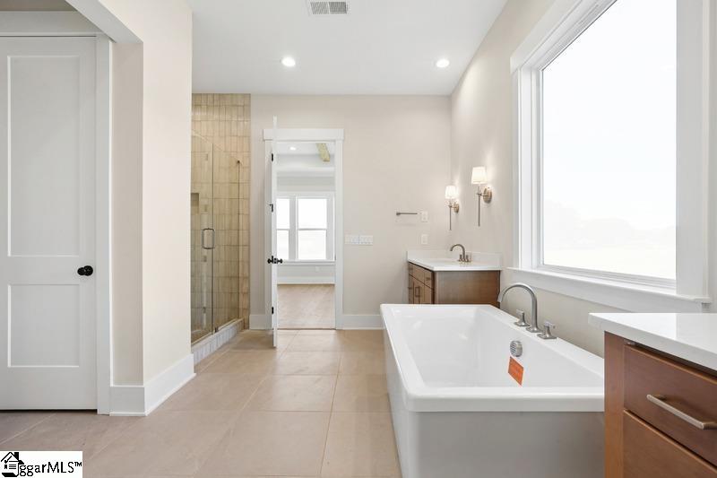 218 Autumn Ash Way Property Photo 11