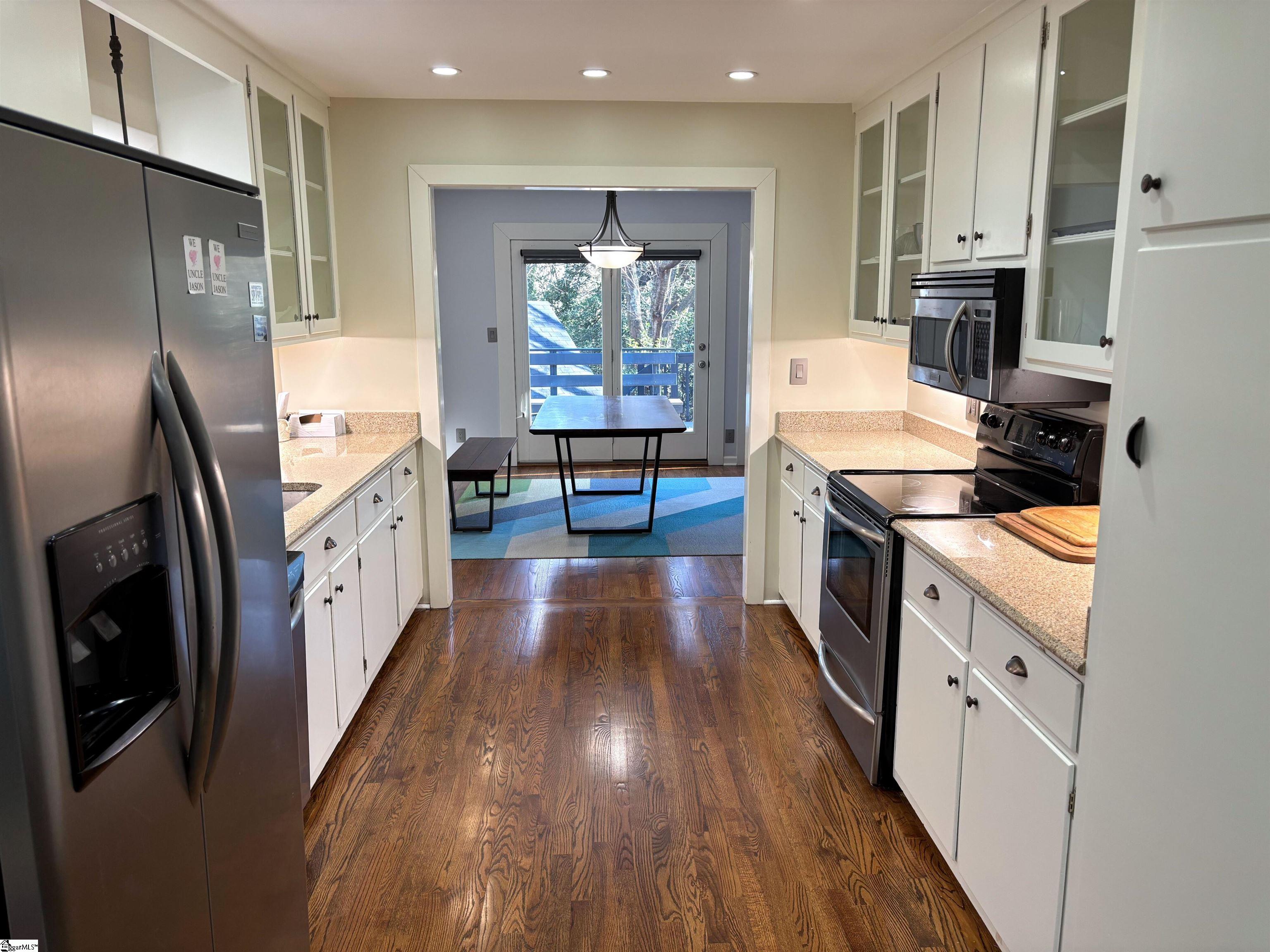 700 Altamont Road Property Photo 18
