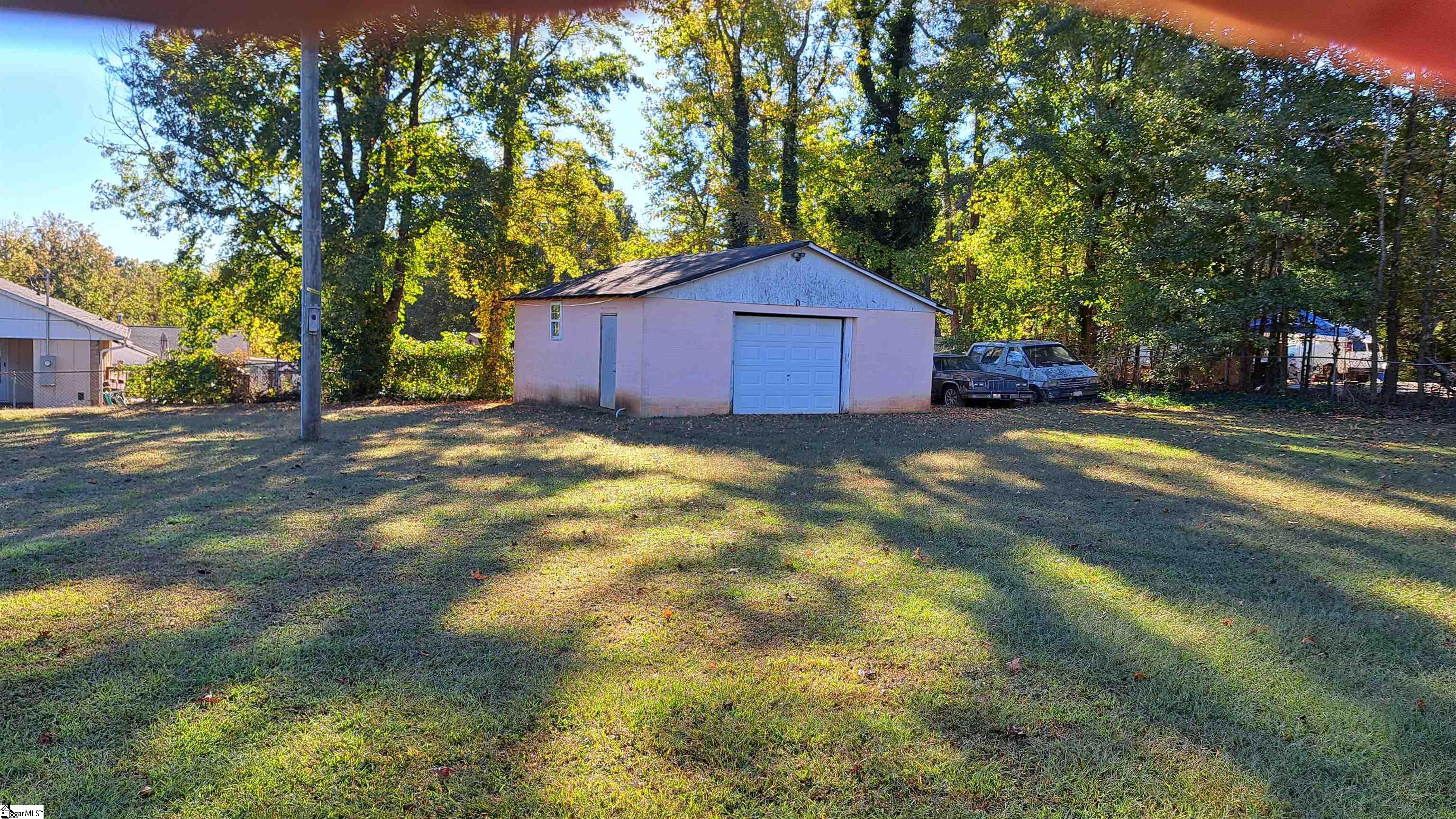 709 Staunton Bridge Road Property Photo 2