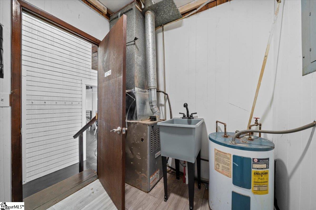 116 W Main Street Property Photo 7