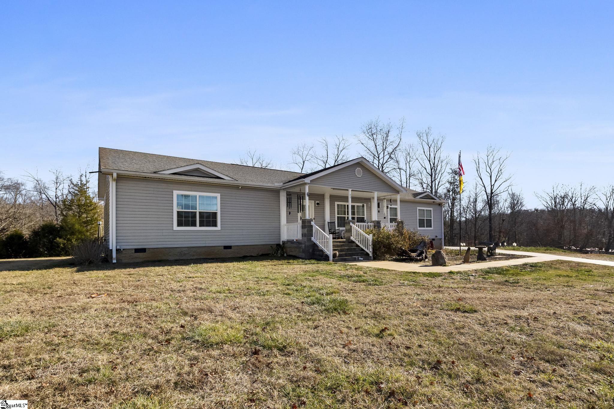 650 Belvue Road Property Photo 2