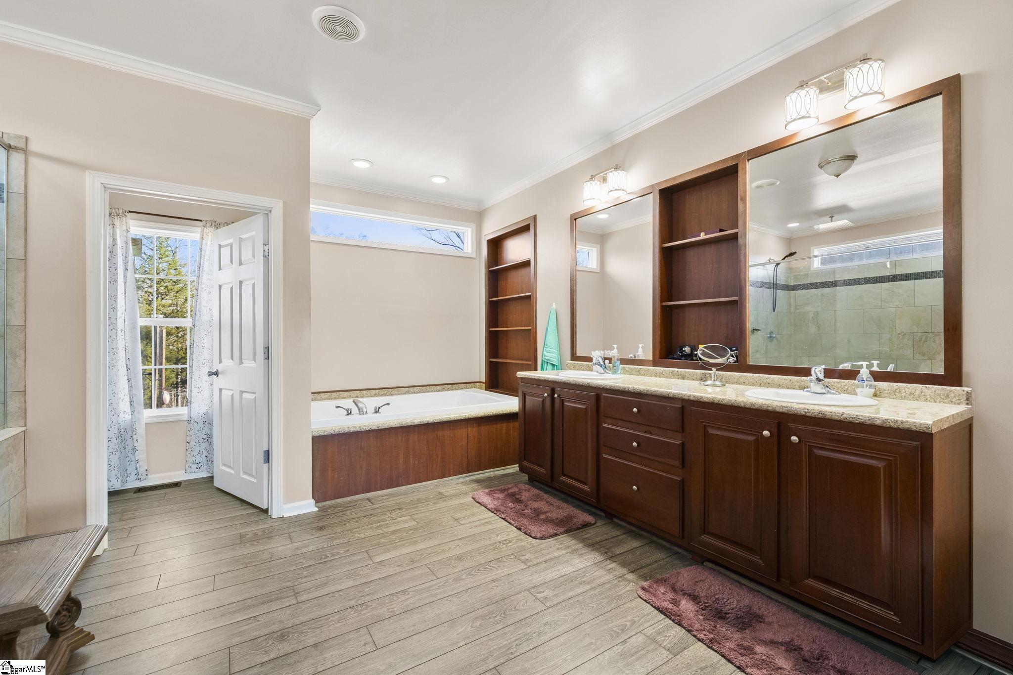 650 Belvue Road Property Photo 19