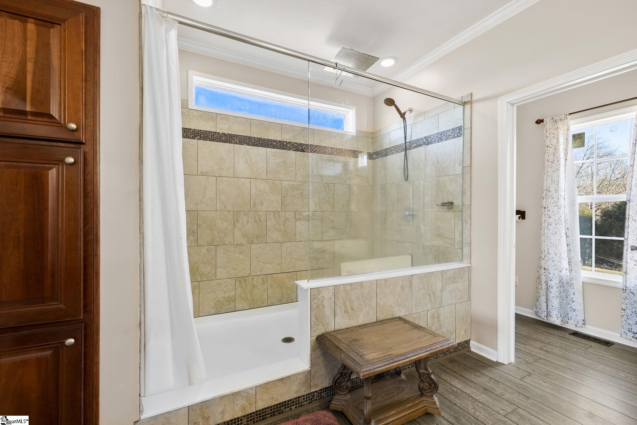 650 Belvue Road Property Photo 21