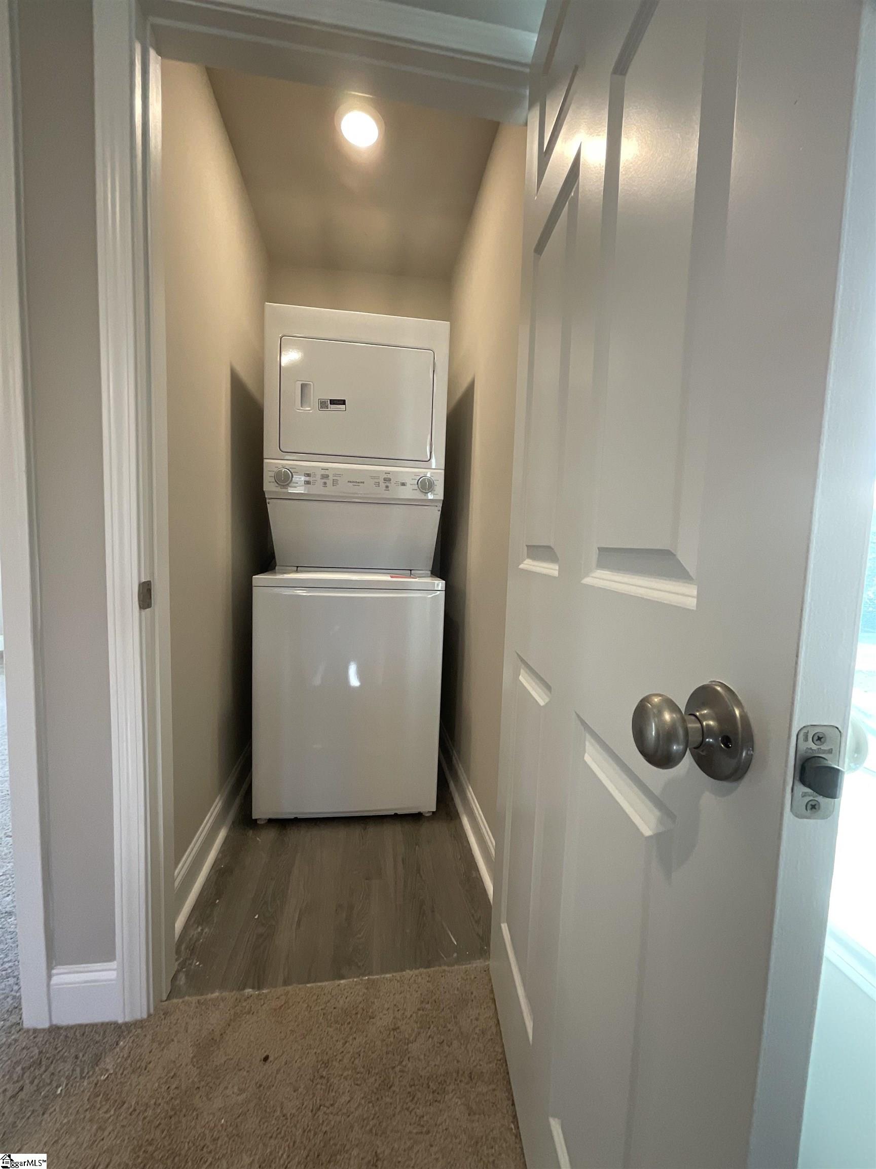 1306 W Bramlett Road Property Photo 15