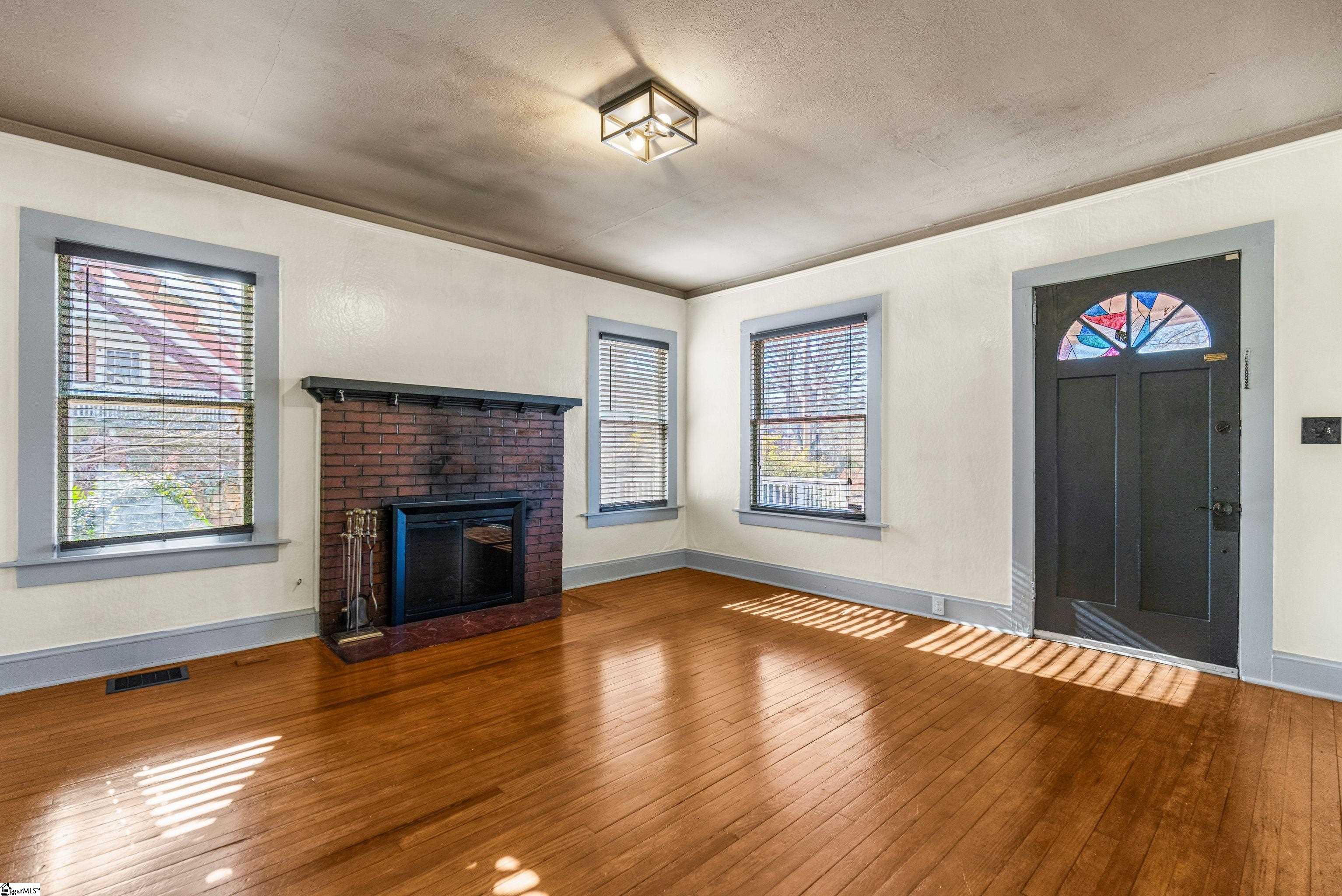 260 Ann Street Property Photo 10