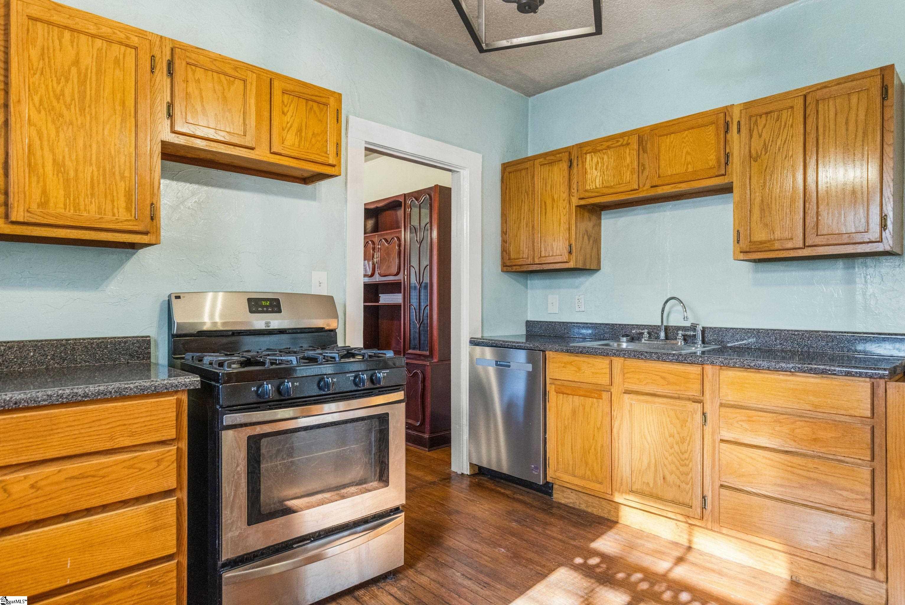 260 Ann Street Property Photo 14