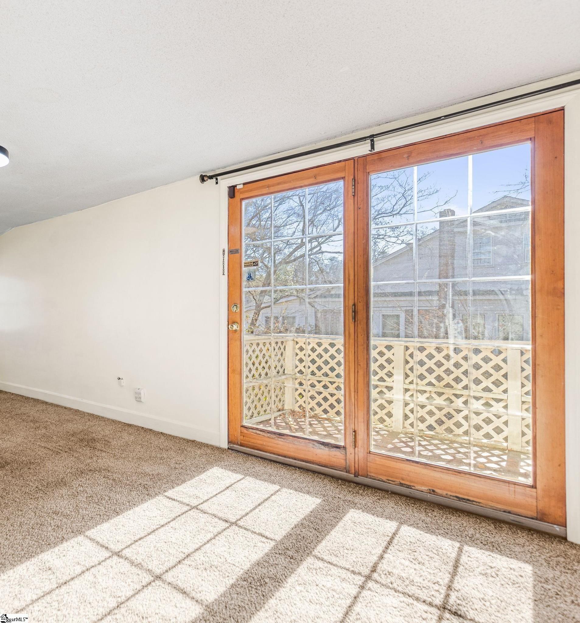 260 Ann Street Property Photo 31