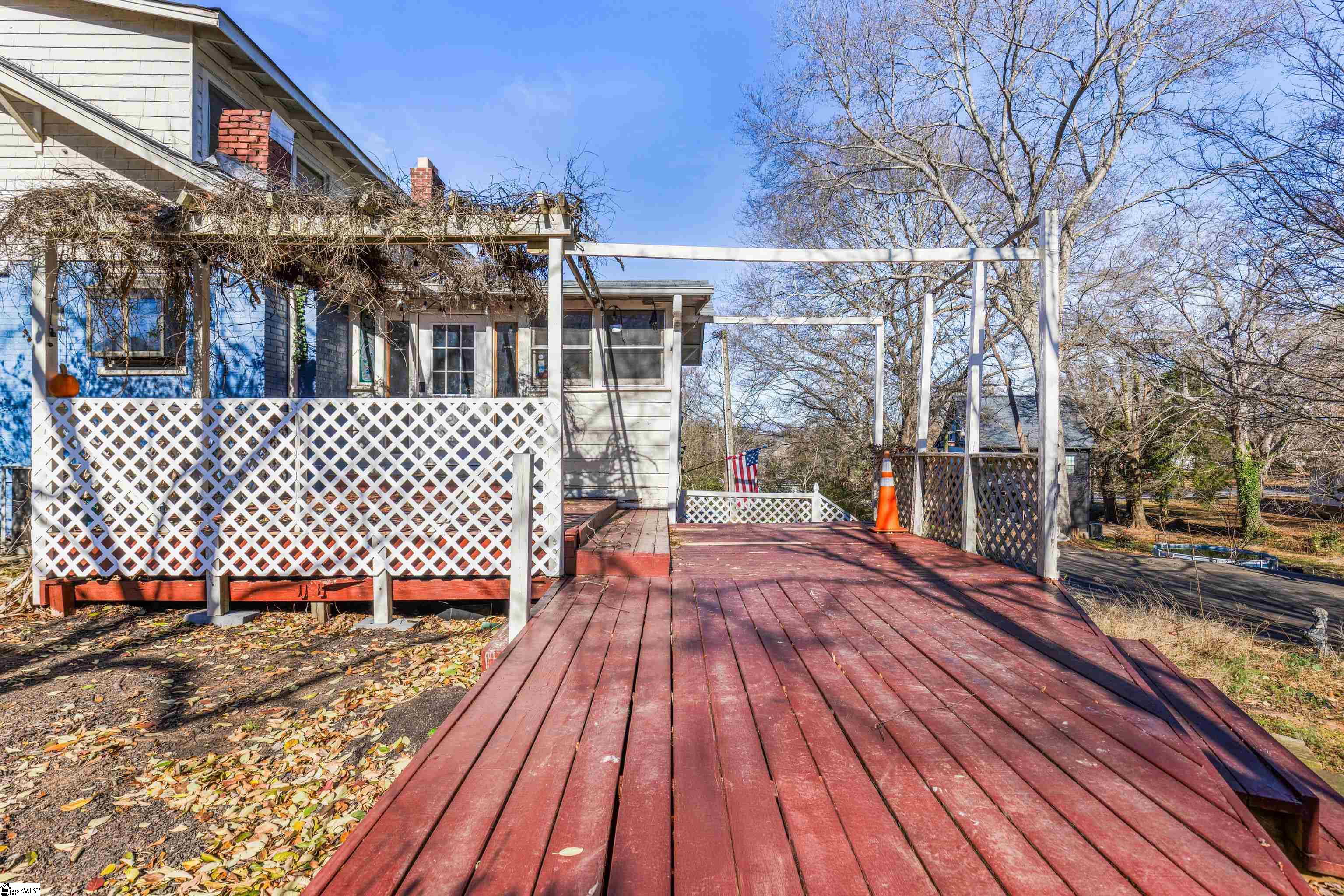 260 Ann Street Property Photo 39