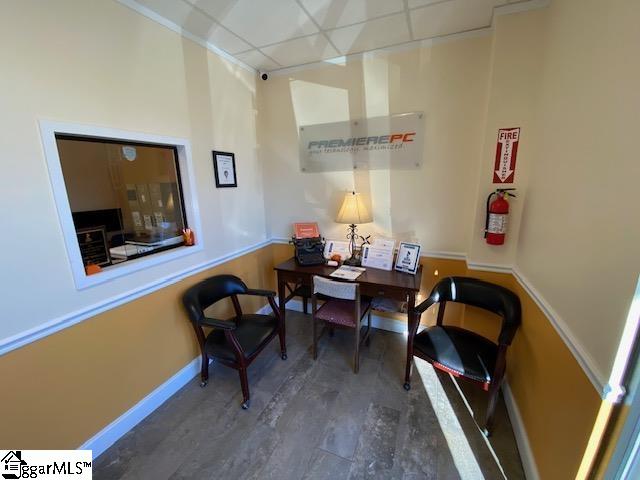 16 W Pointe Boulevard Property Photo 3