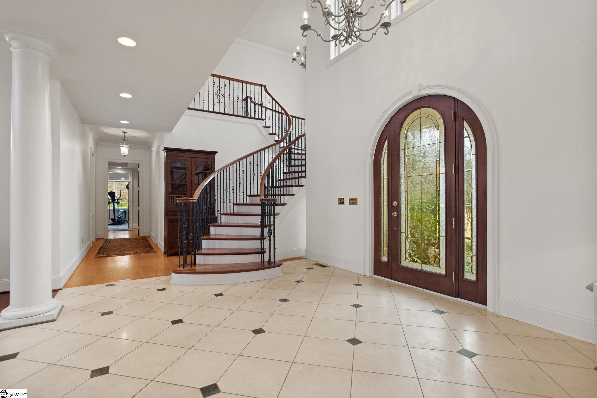 1035 Willis Road Property Photo 5