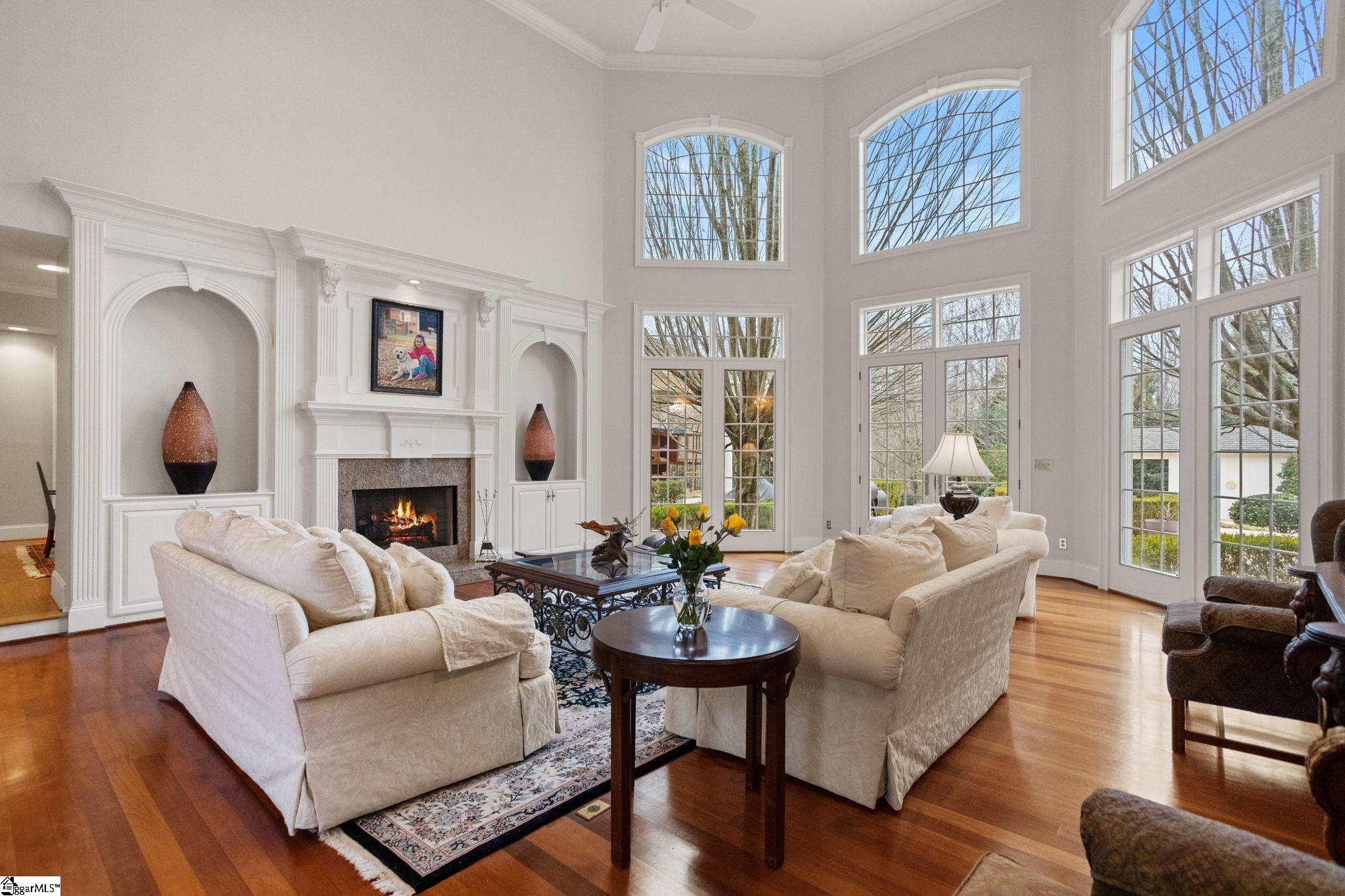 1035 Willis Road Property Photo 8