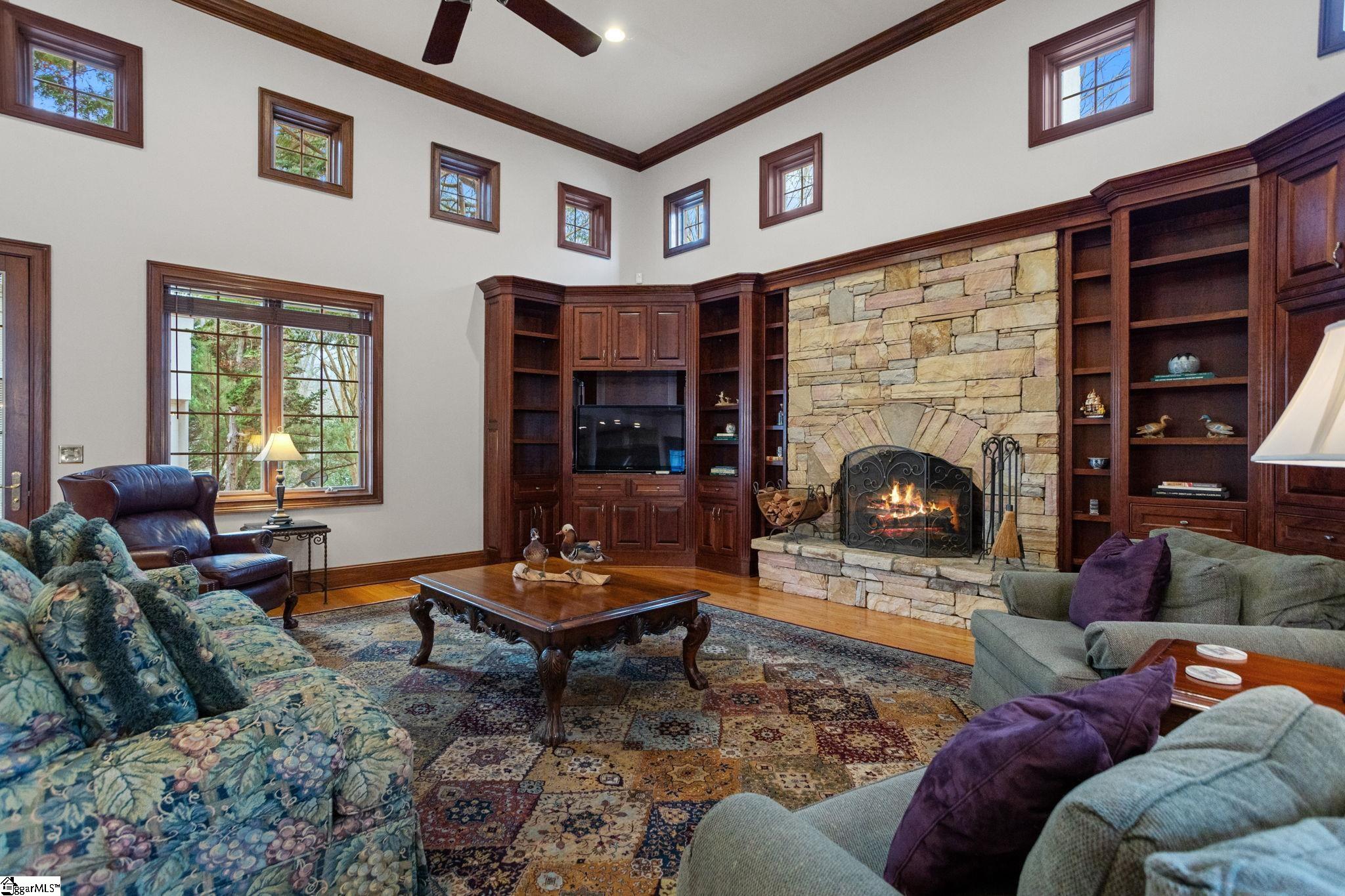 1035 Willis Road Property Photo 16