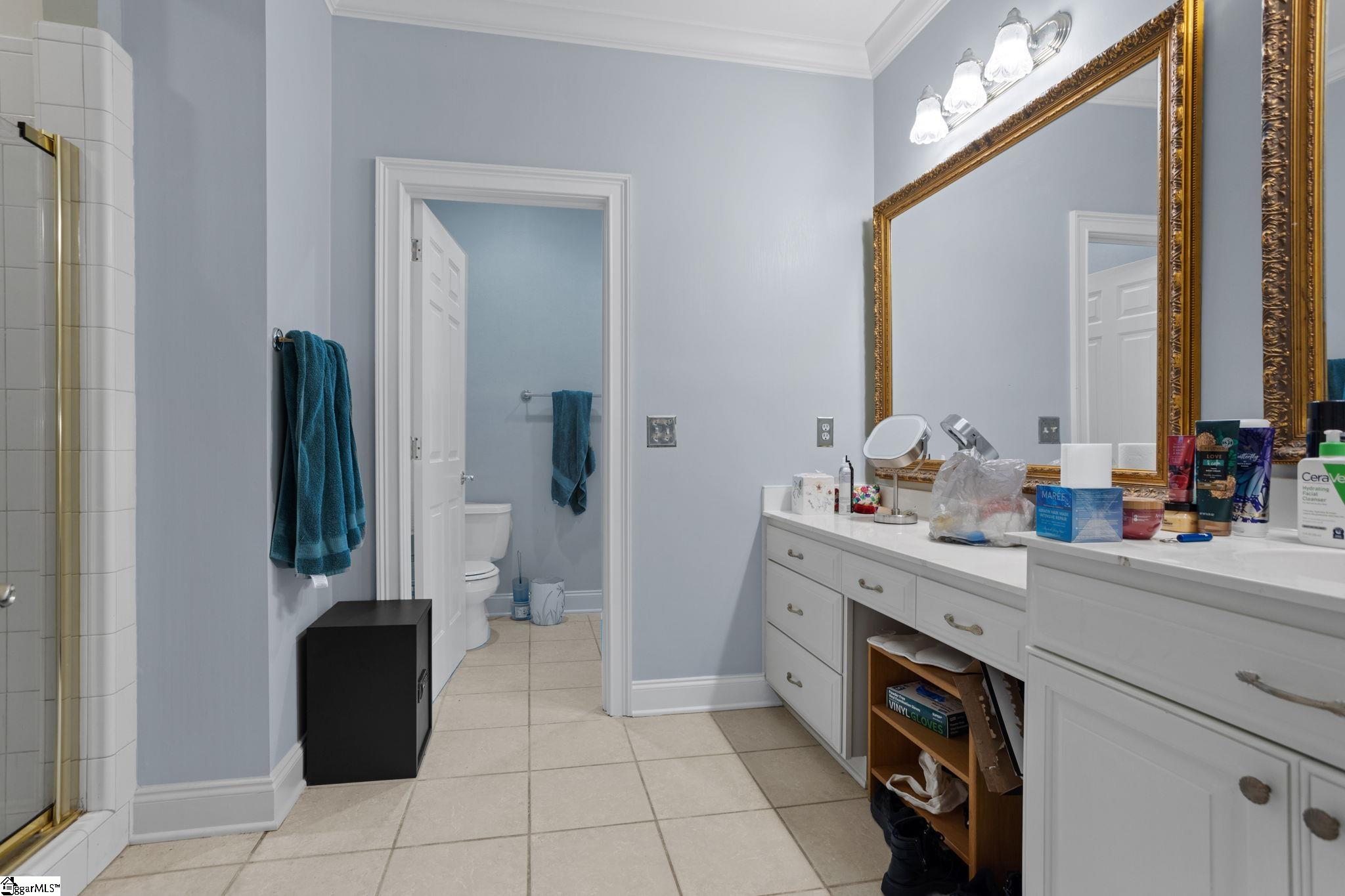 1035 Willis Road Property Photo 32