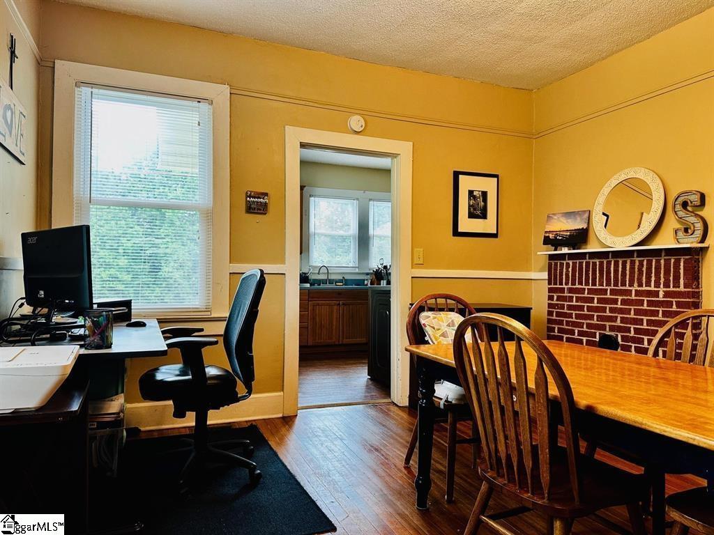 13 Lawrence Street Property Photo 10
