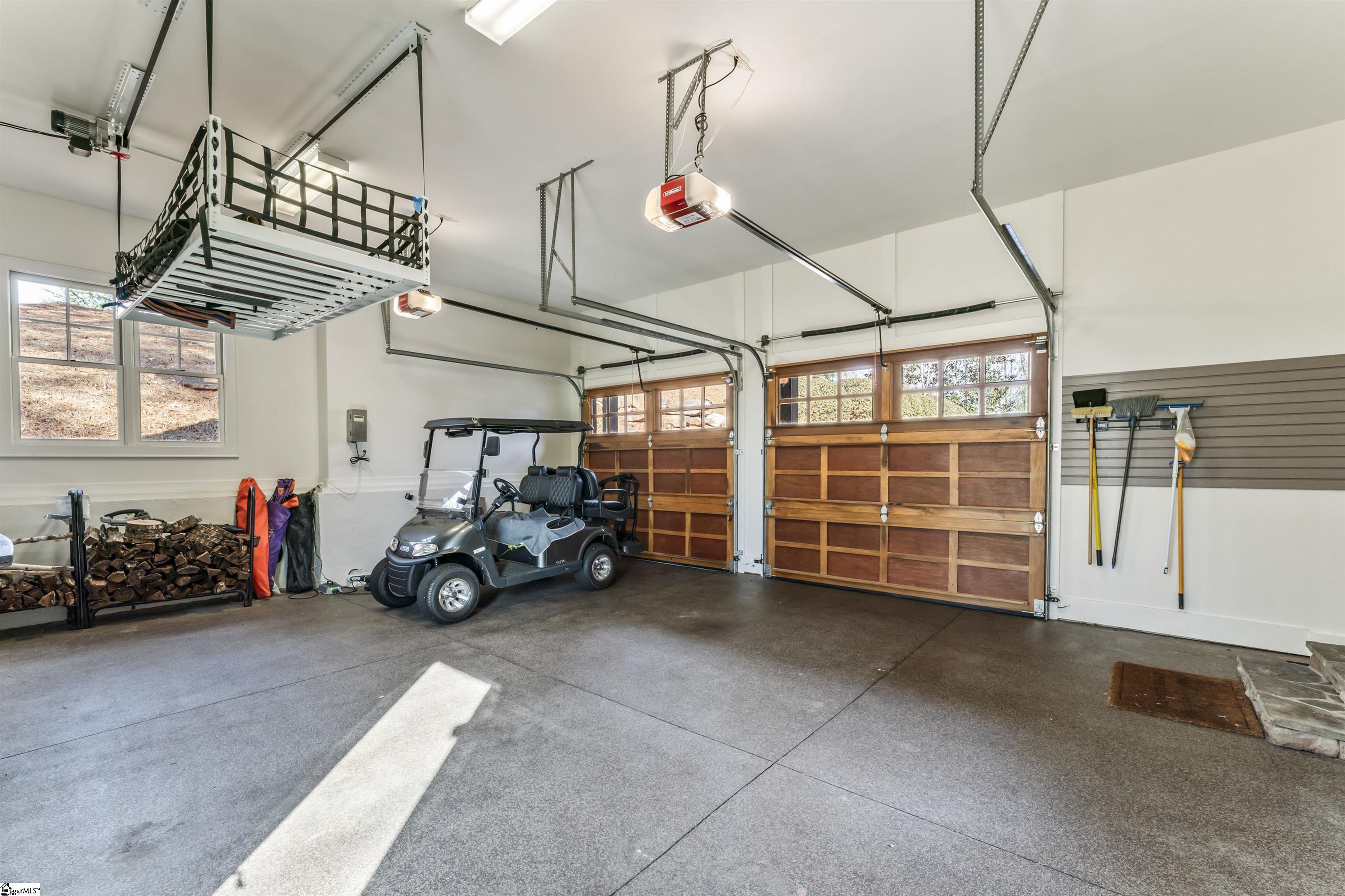 1578732 Property Photo 44