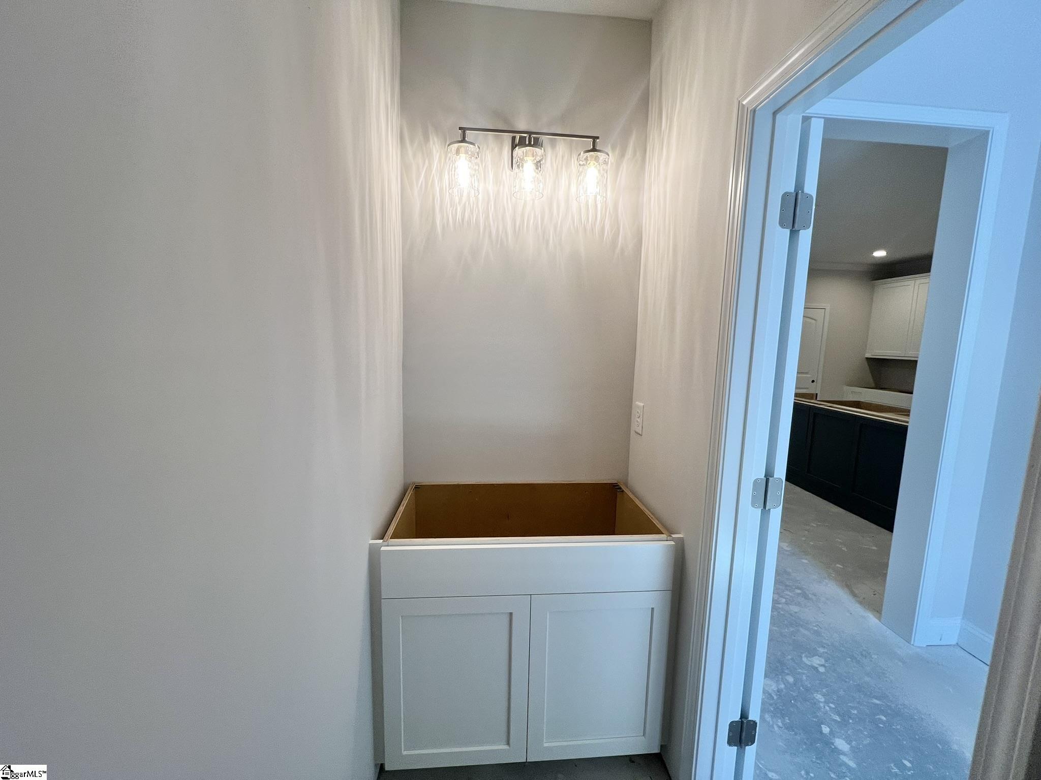21 Hasbrook Lane Property Photo 4