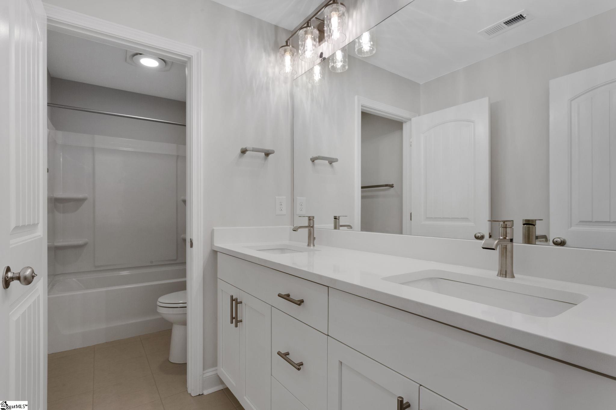 21 Hasbrook Lane Property Photo 10