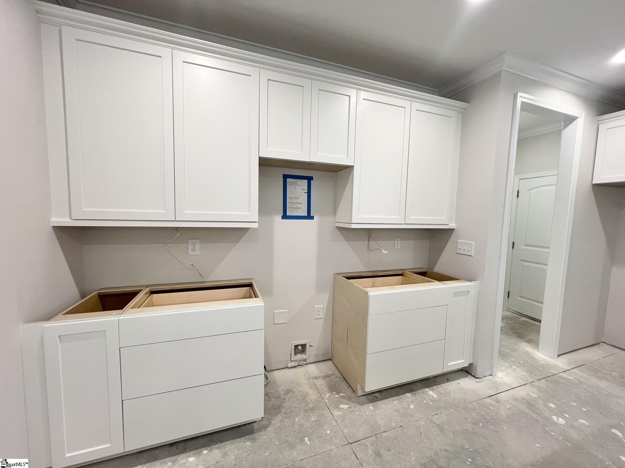 21 Hasbrook Lane Property Photo 10