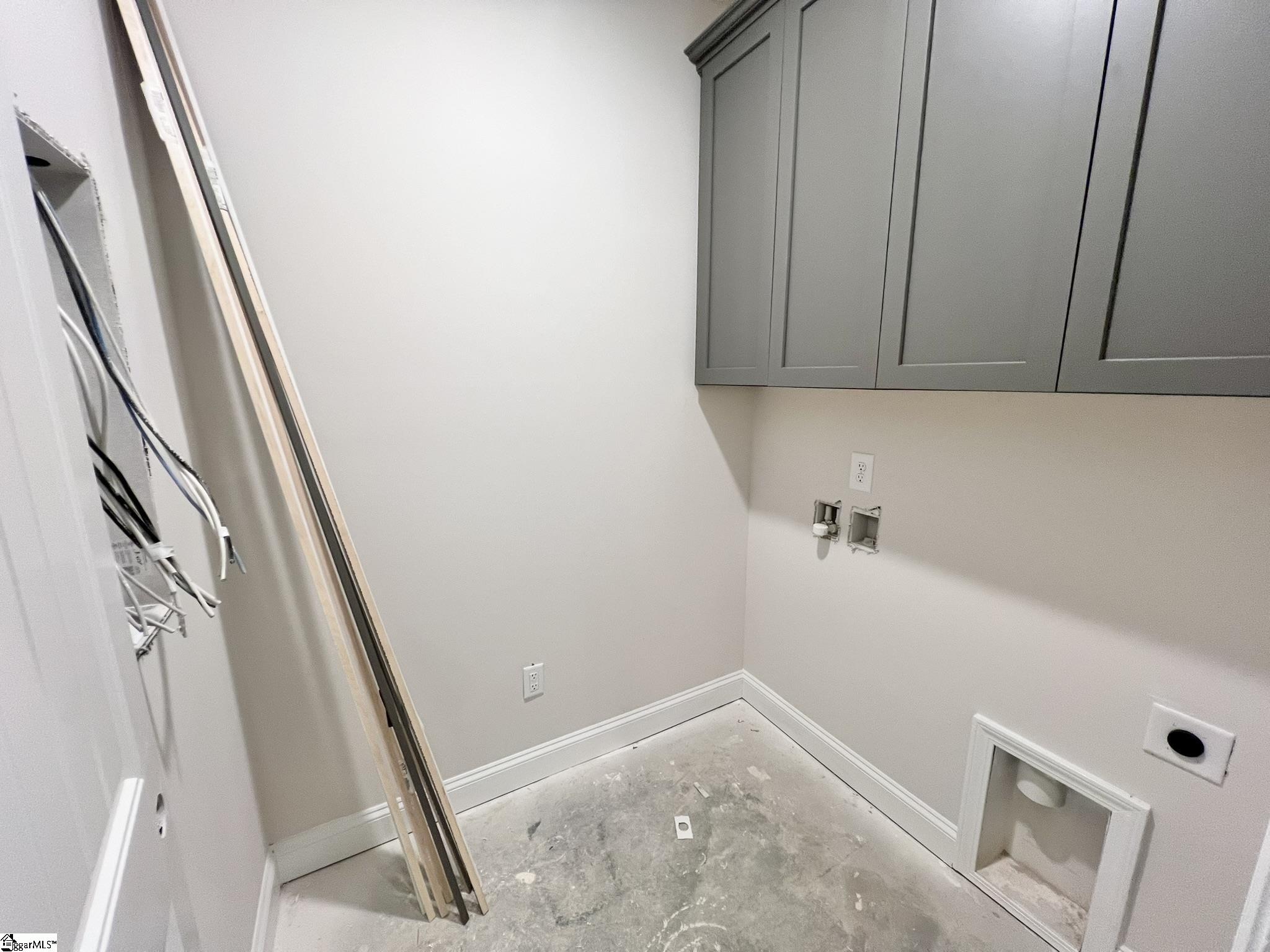 21 Hasbrook Lane Property Photo 11