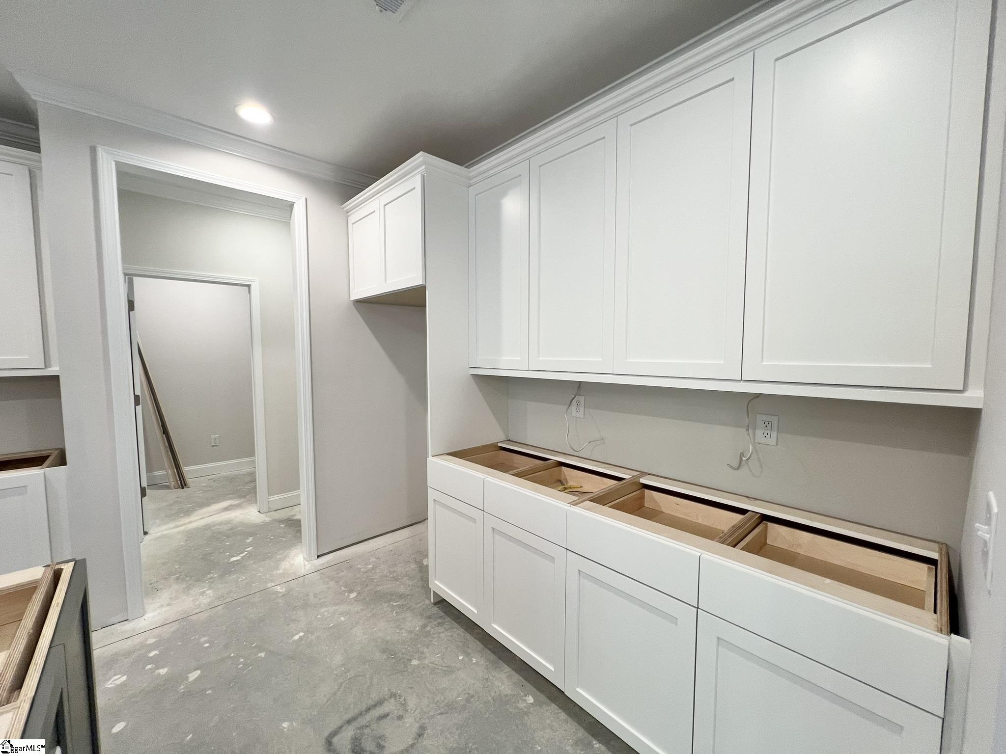 21 Hasbrook Lane Property Photo 12
