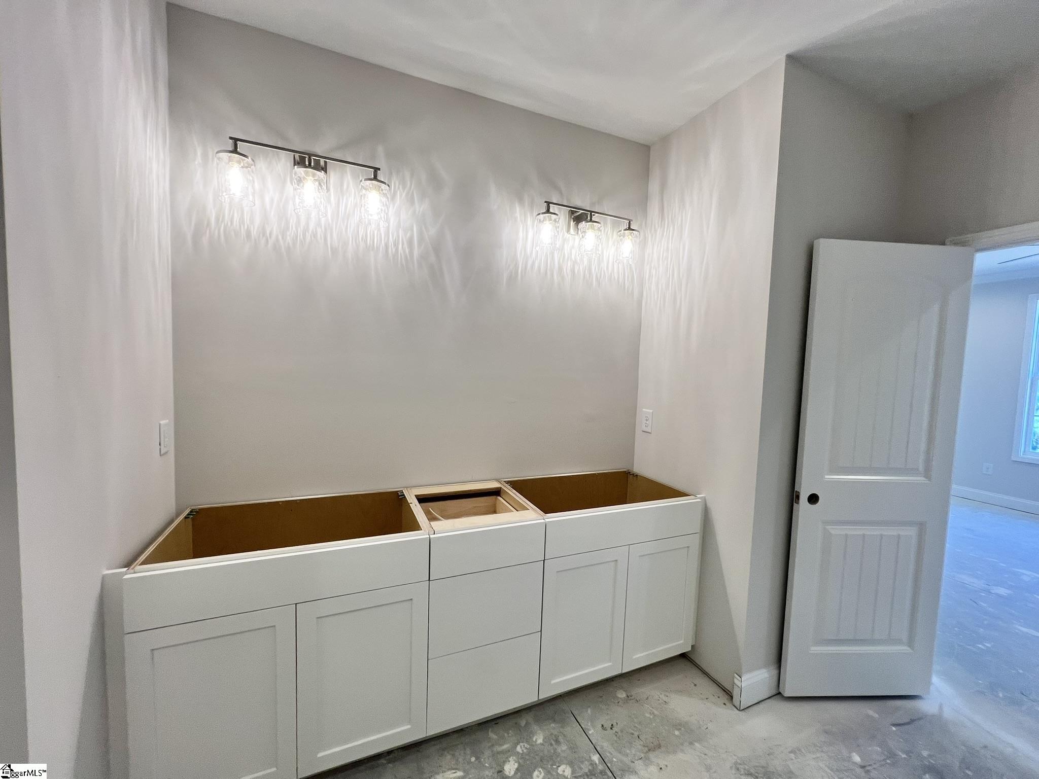21 Hasbrook Lane Property Photo 25