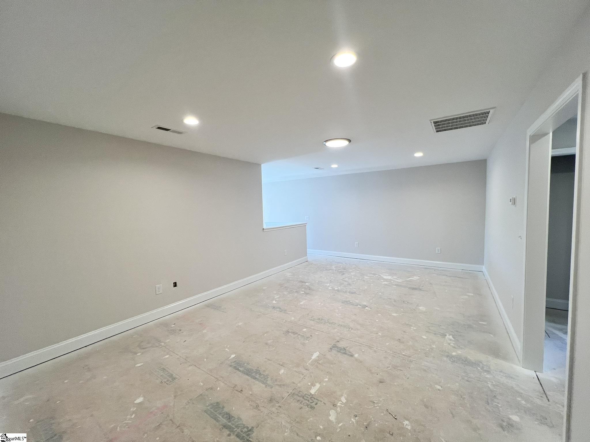 21 Hasbrook Lane Property Photo 31