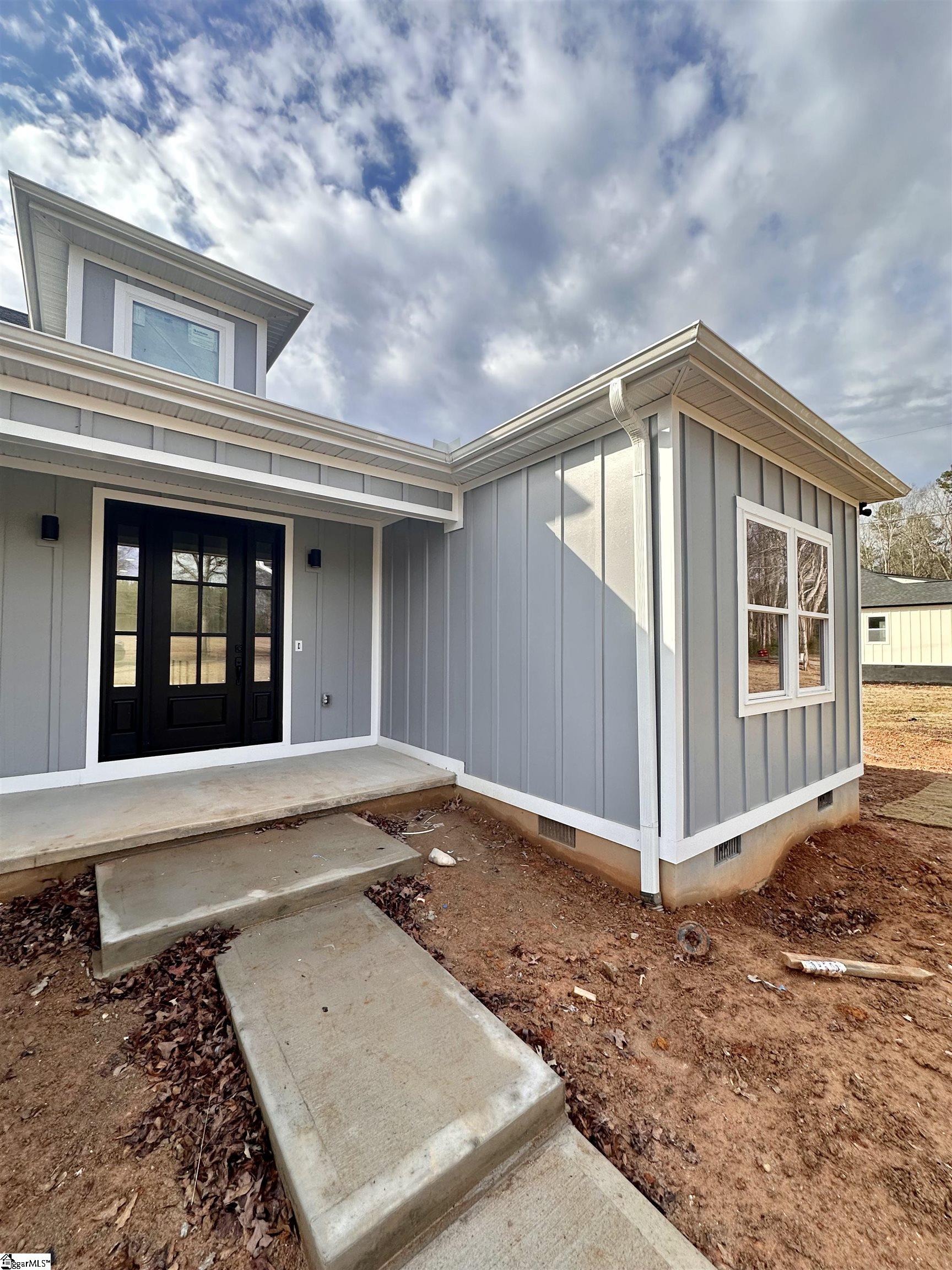 209 Chestnut Drive Property Photo 3