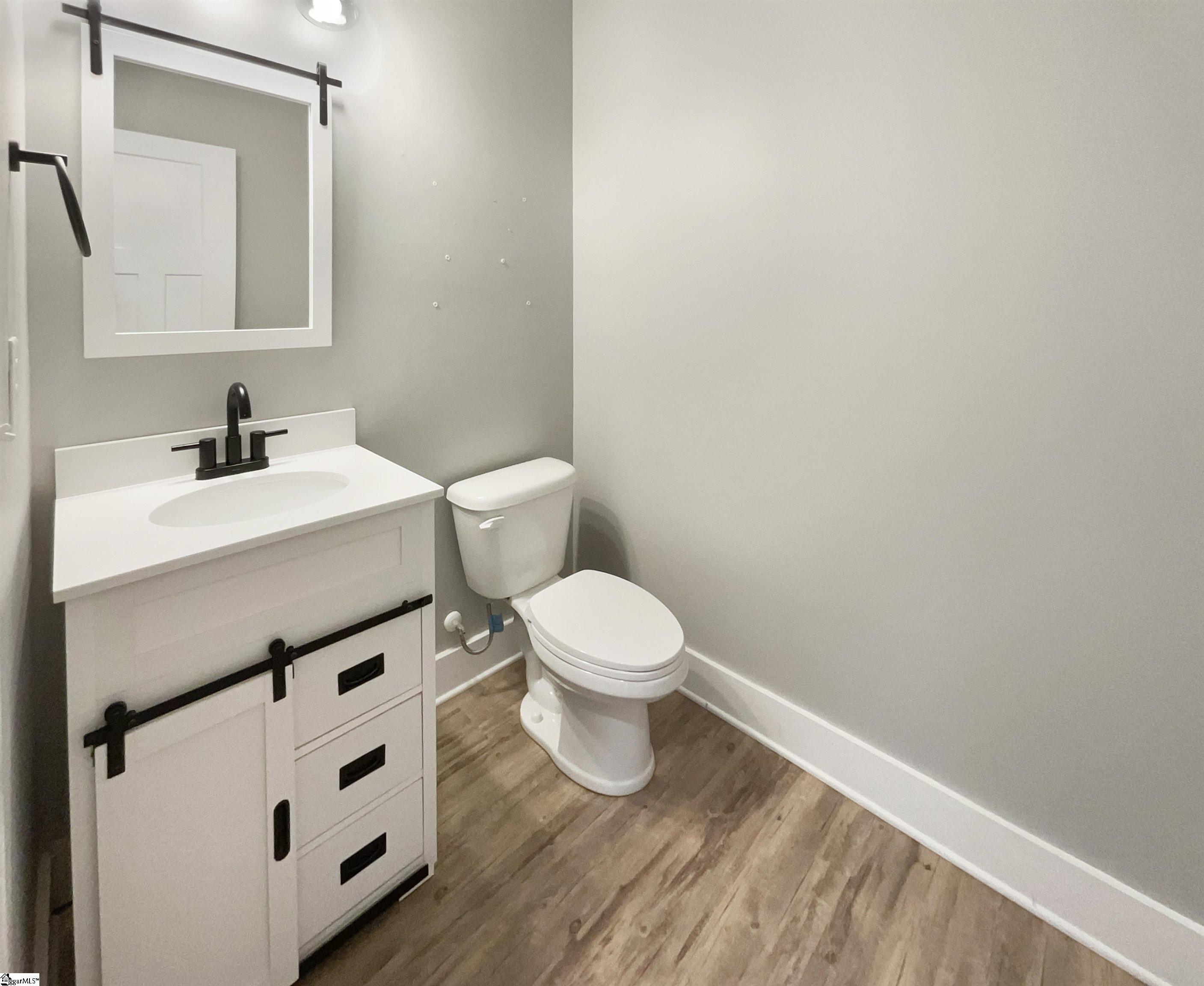 315 Pewter Circle Property Photo 6
