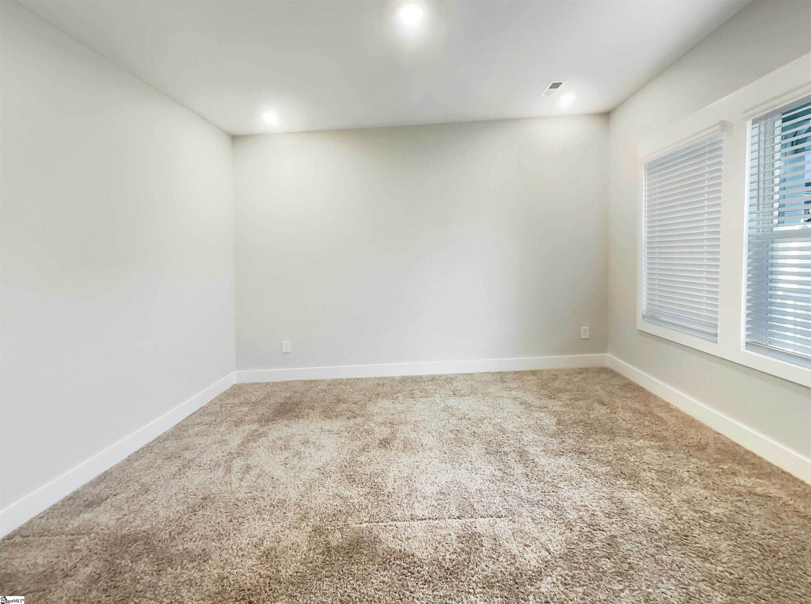 315 Pewter Circle Property Photo 7