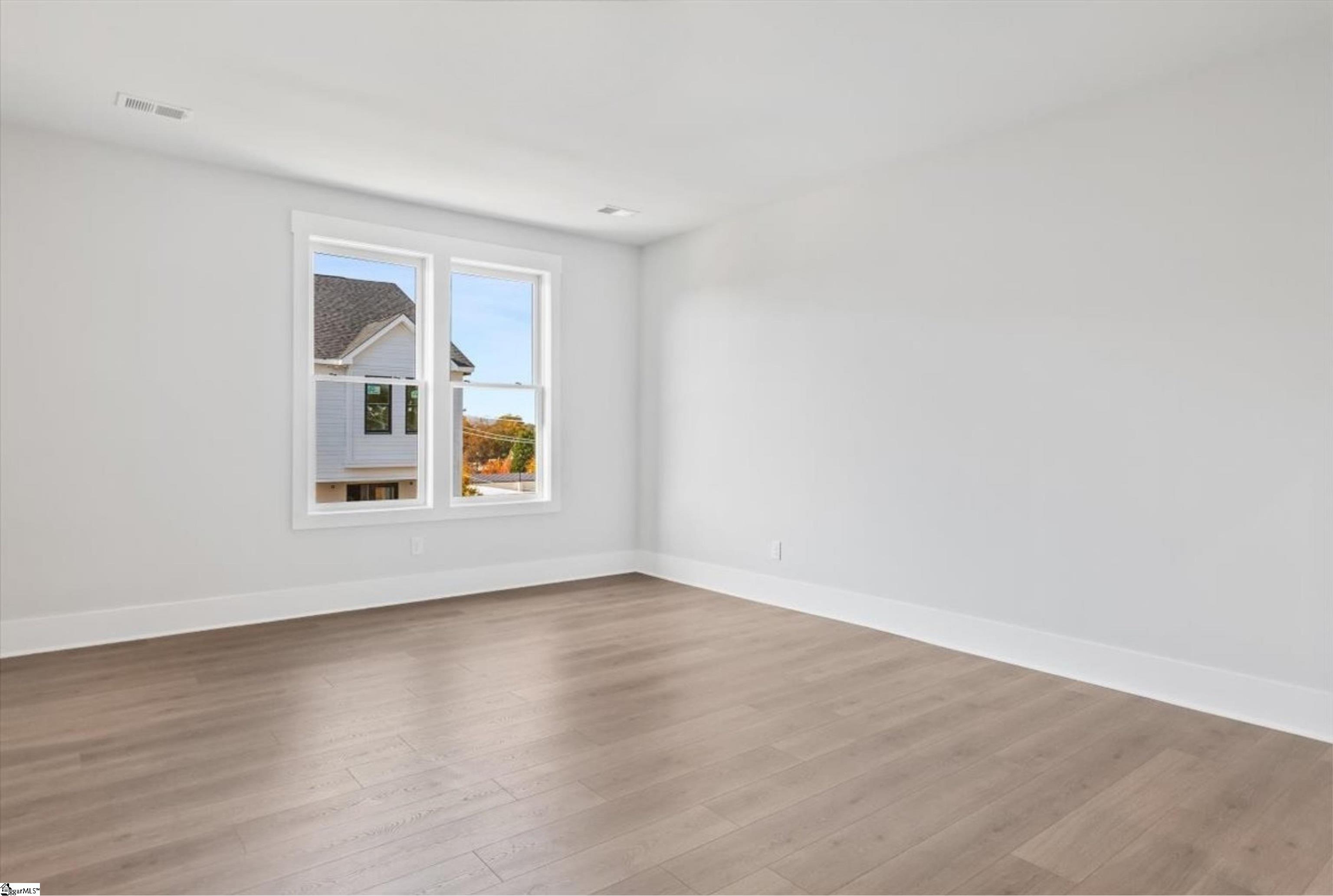 66b Hyde Street Property Photo 13