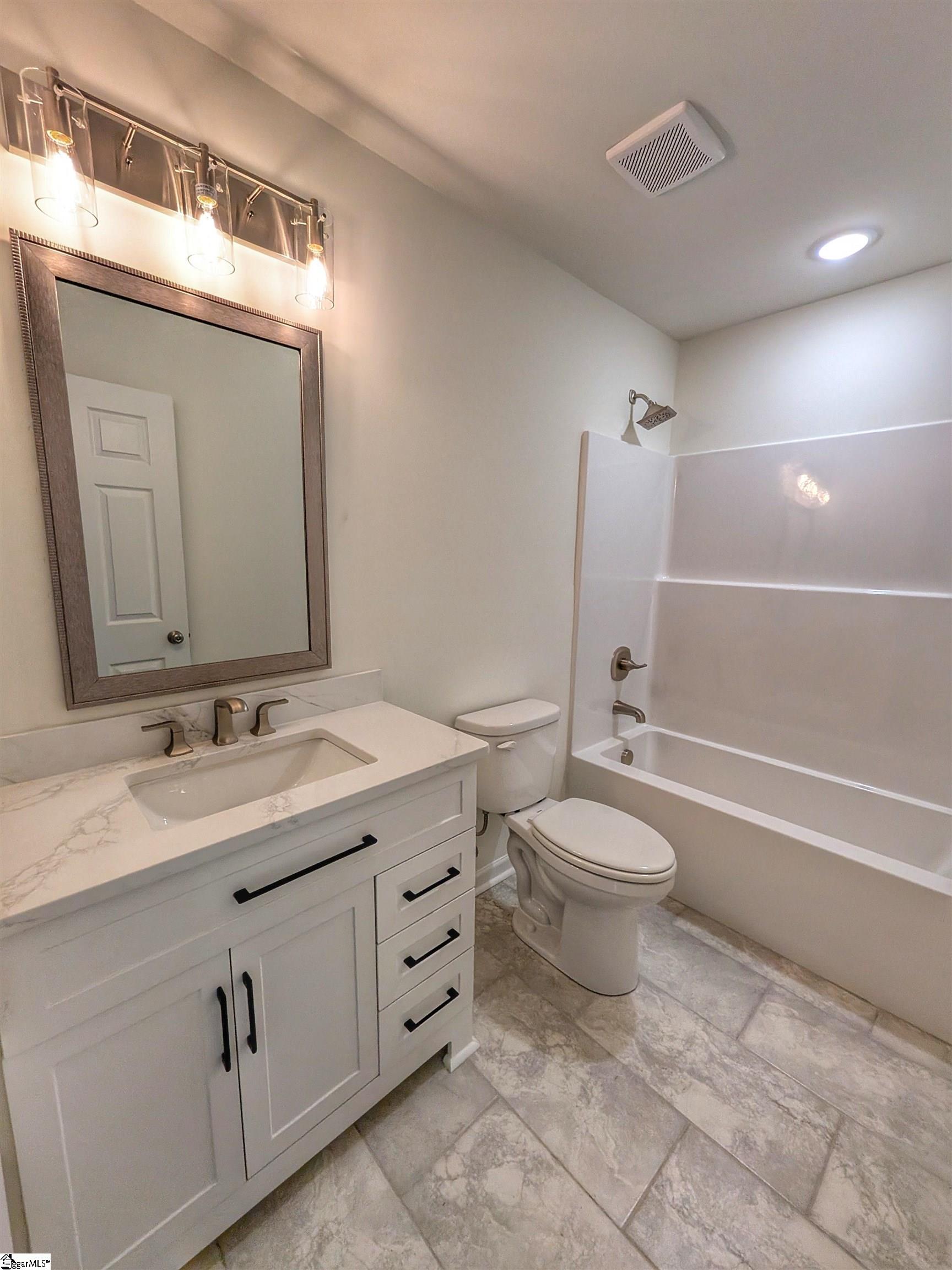 709 Blair Street Property Photo 5