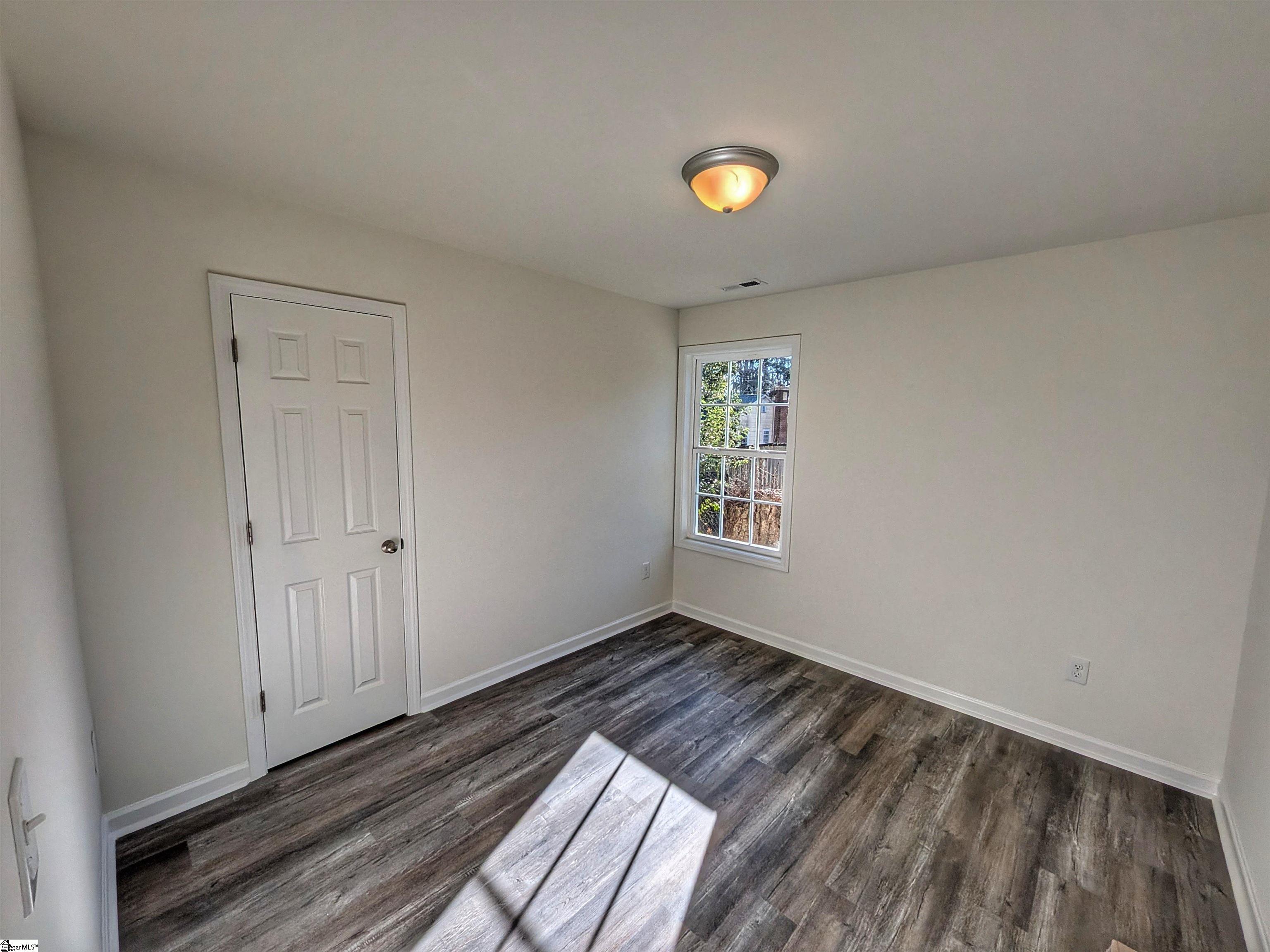 709 Blair Street Property Photo 6