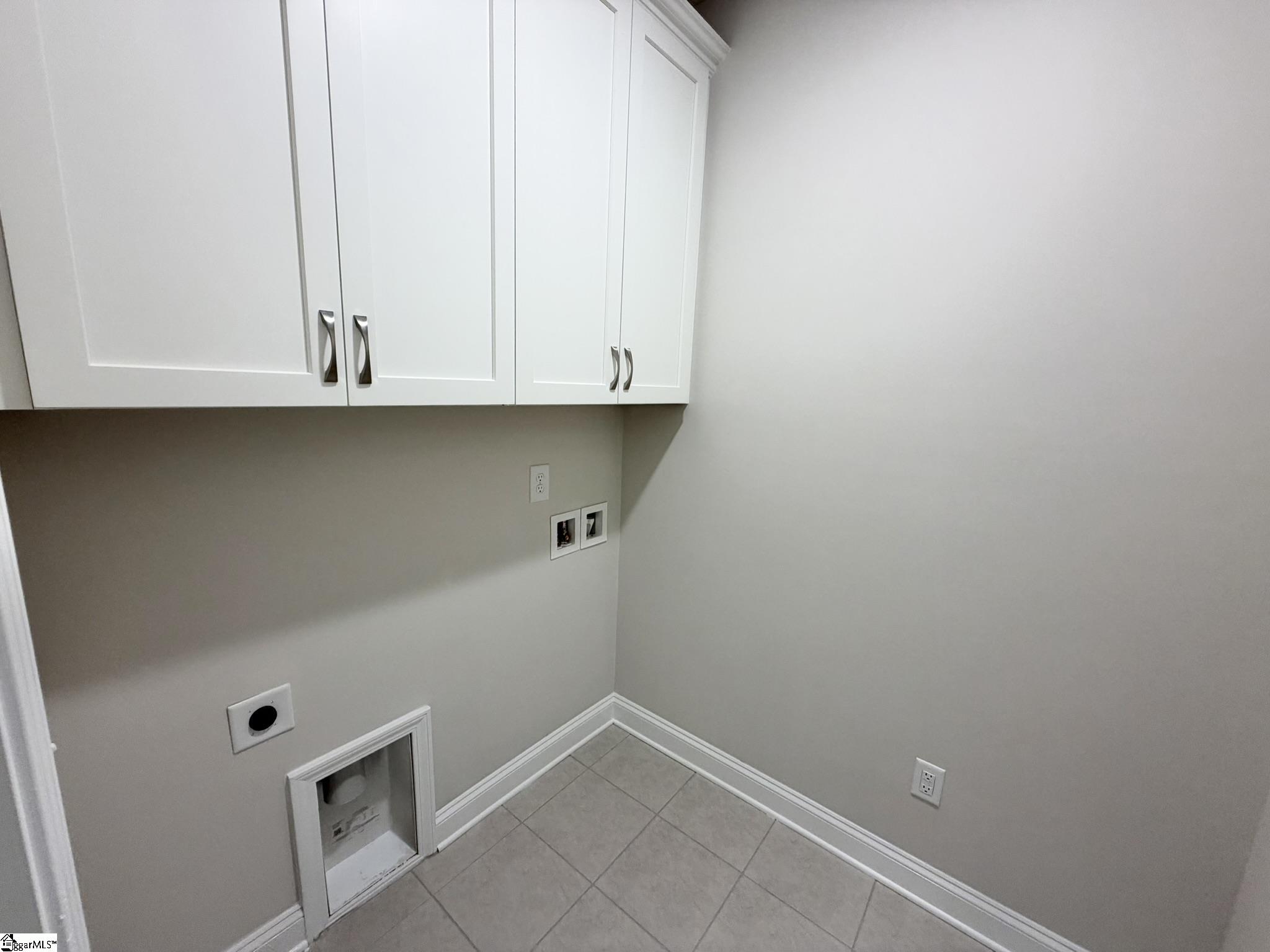 23 Hasbrook Lane Property Photo 14