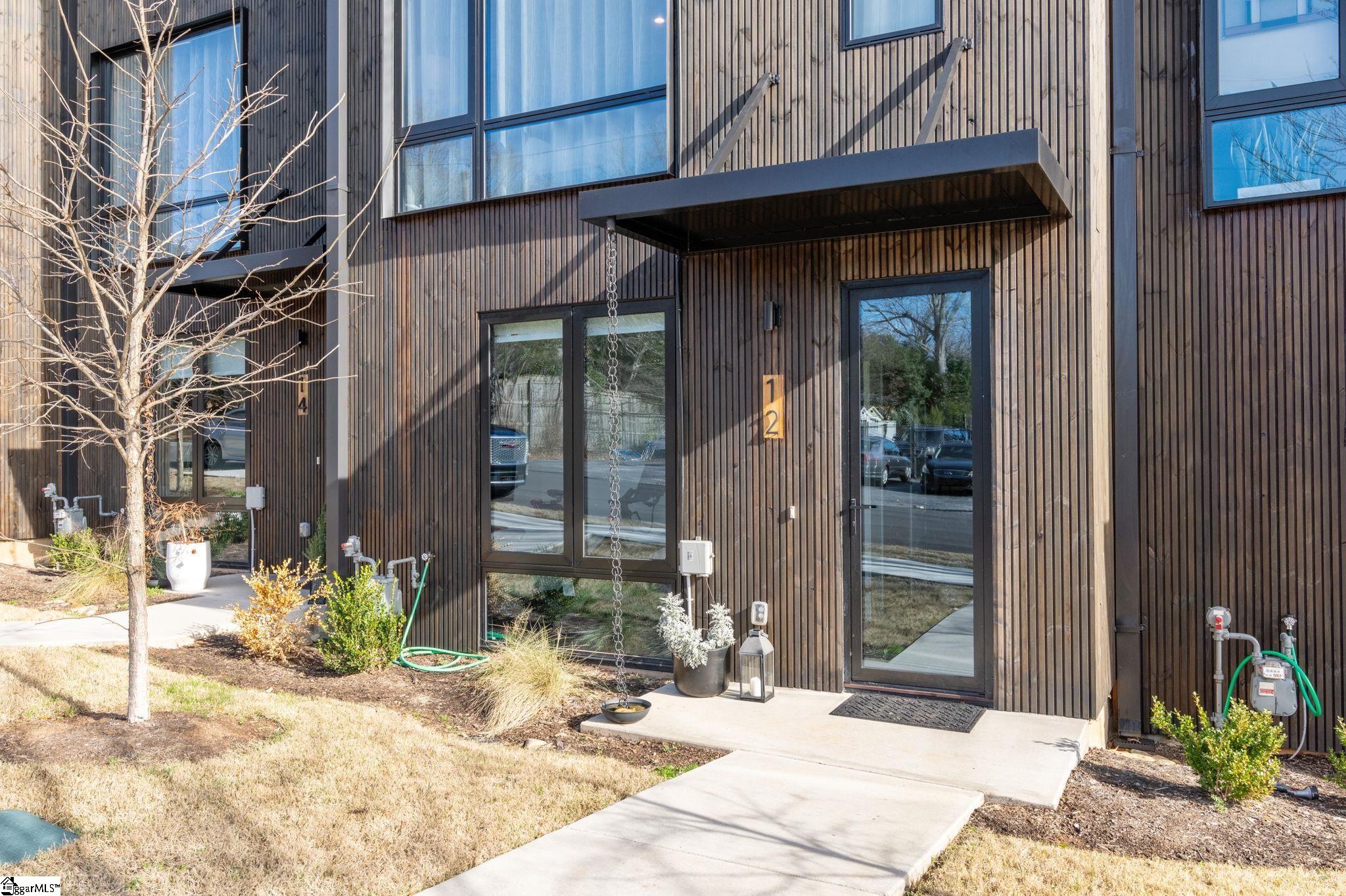 12 Elizabeth Street Property Photo 2