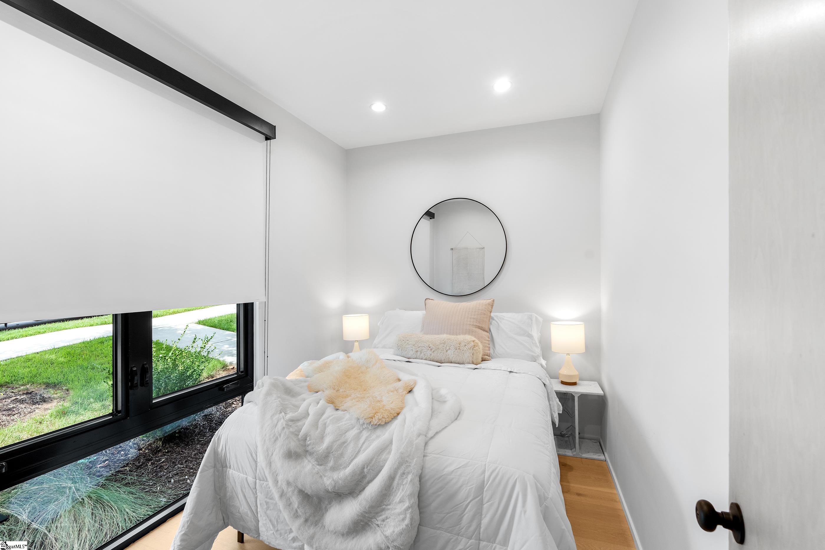 12 Elizabeth Street Property Photo 25
