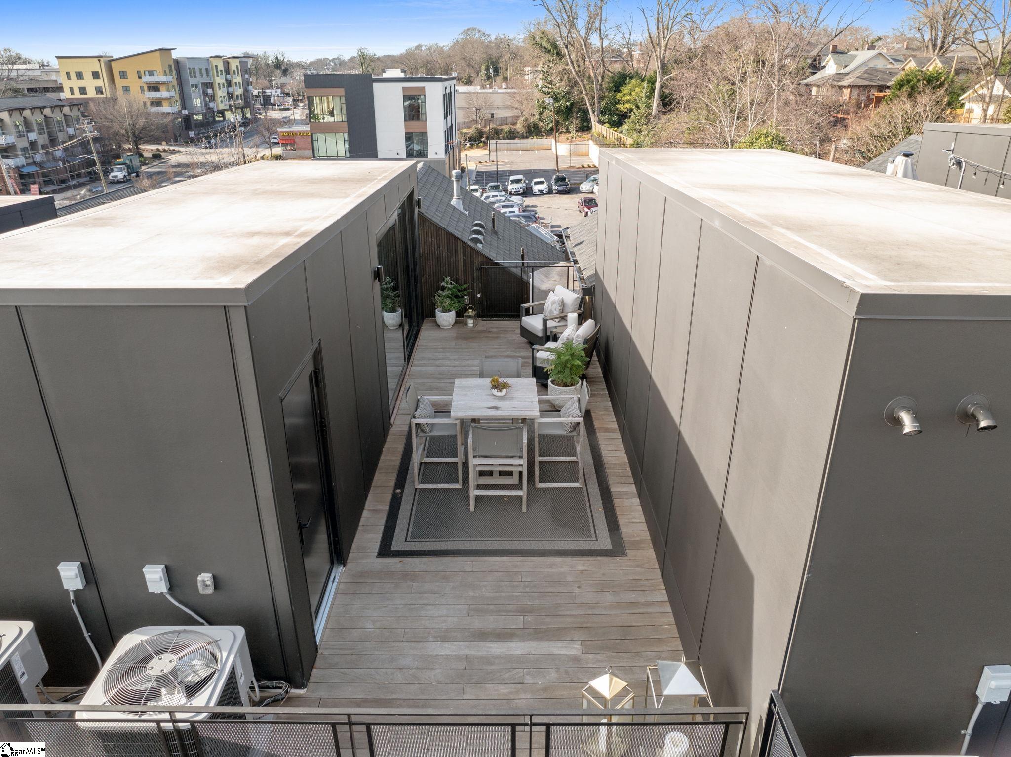 12 Elizabeth Street Property Photo 32