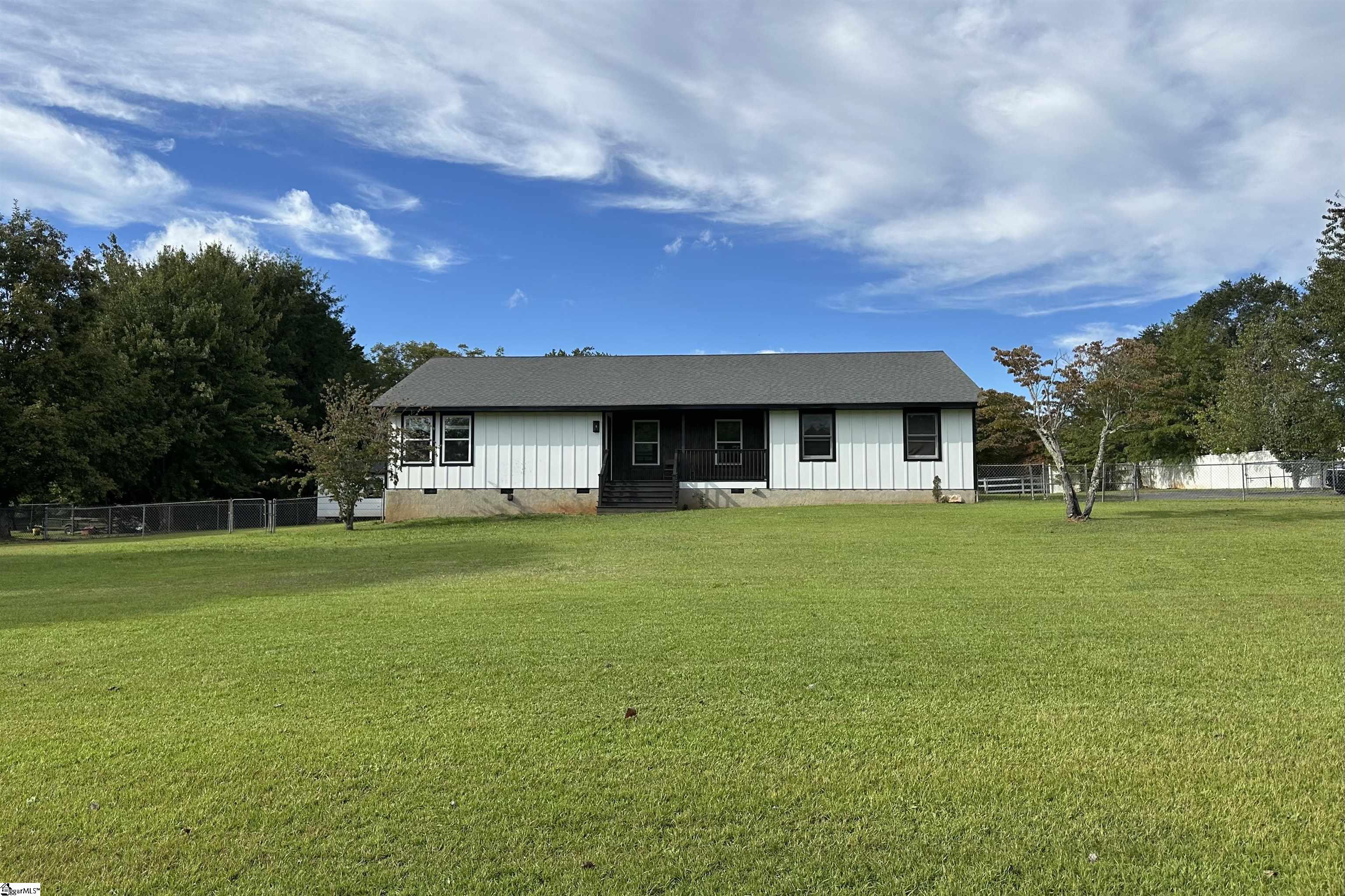 585 Cannon Ford Road Property Photo 1